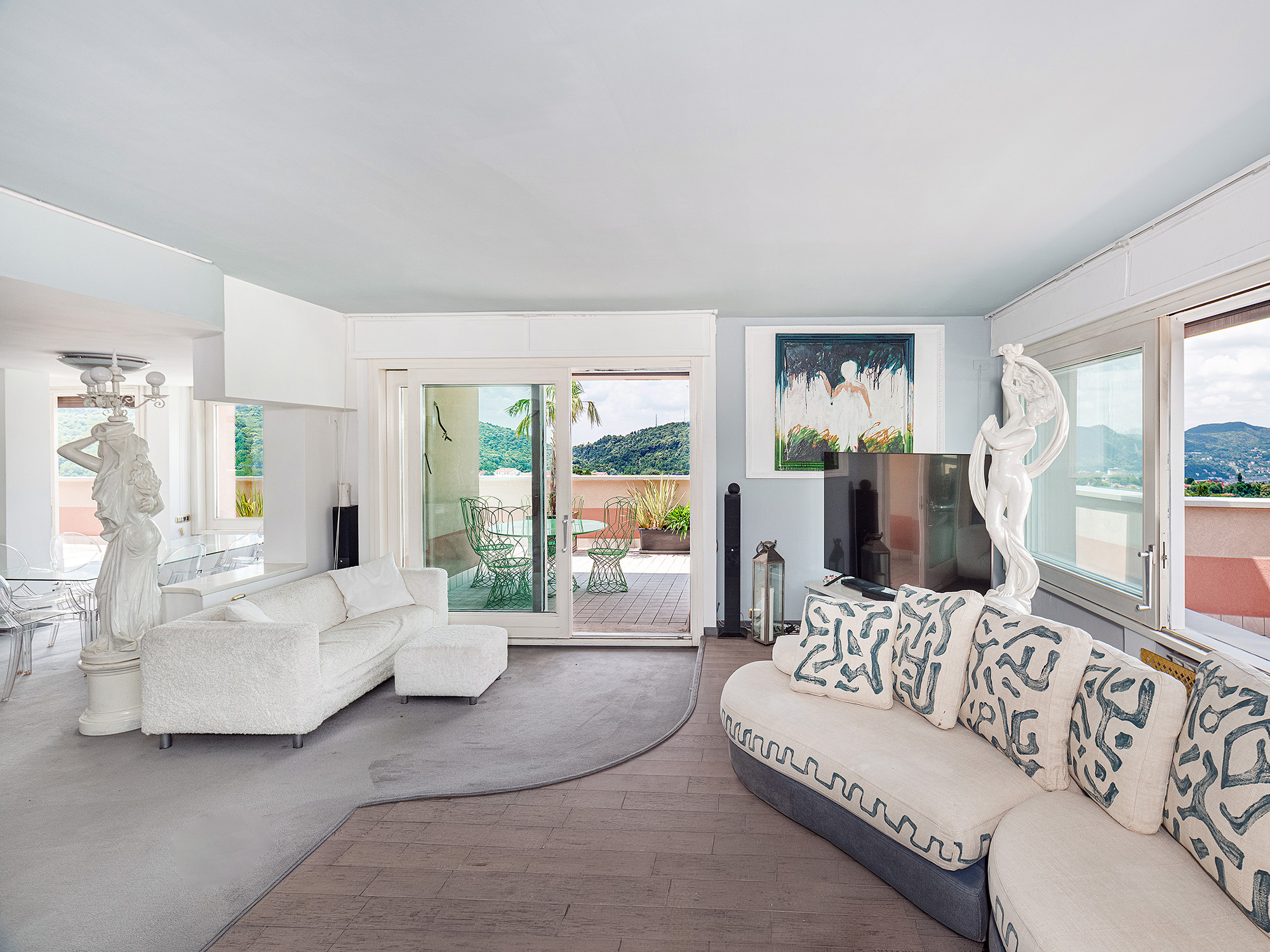 Wunderbares Penthouse mit Panoramablick