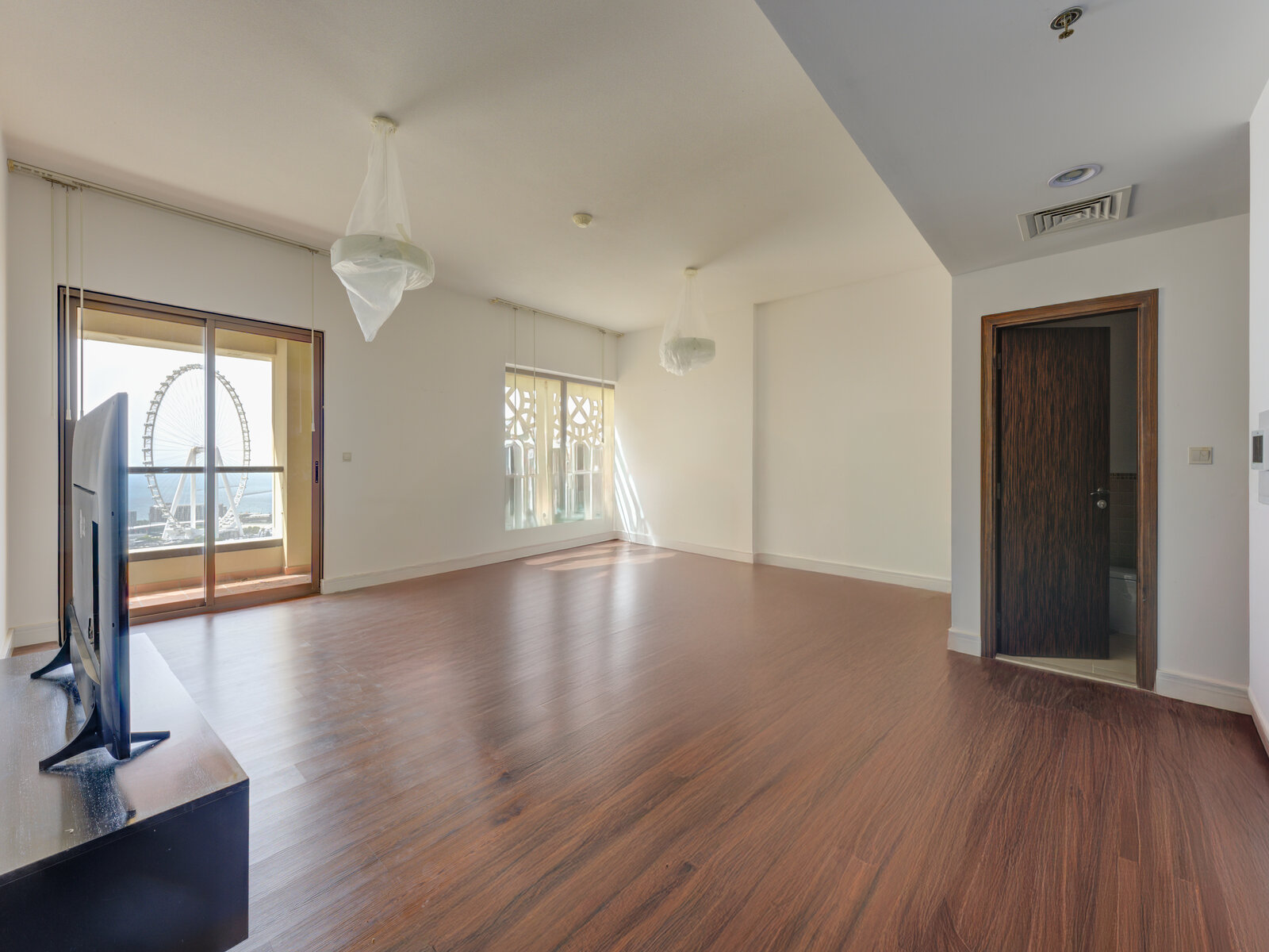 High Floor I Vacant I Spacious Layout