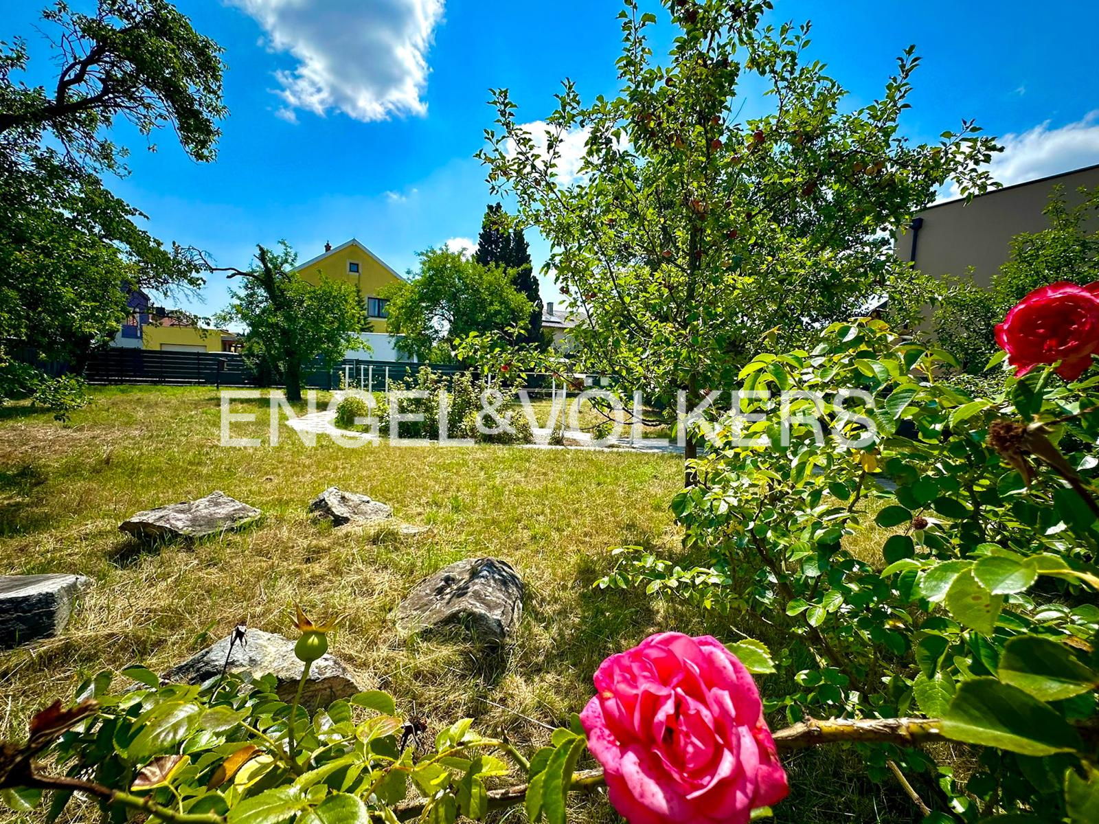 692m² building plot in a quiet location in Gerasdorf