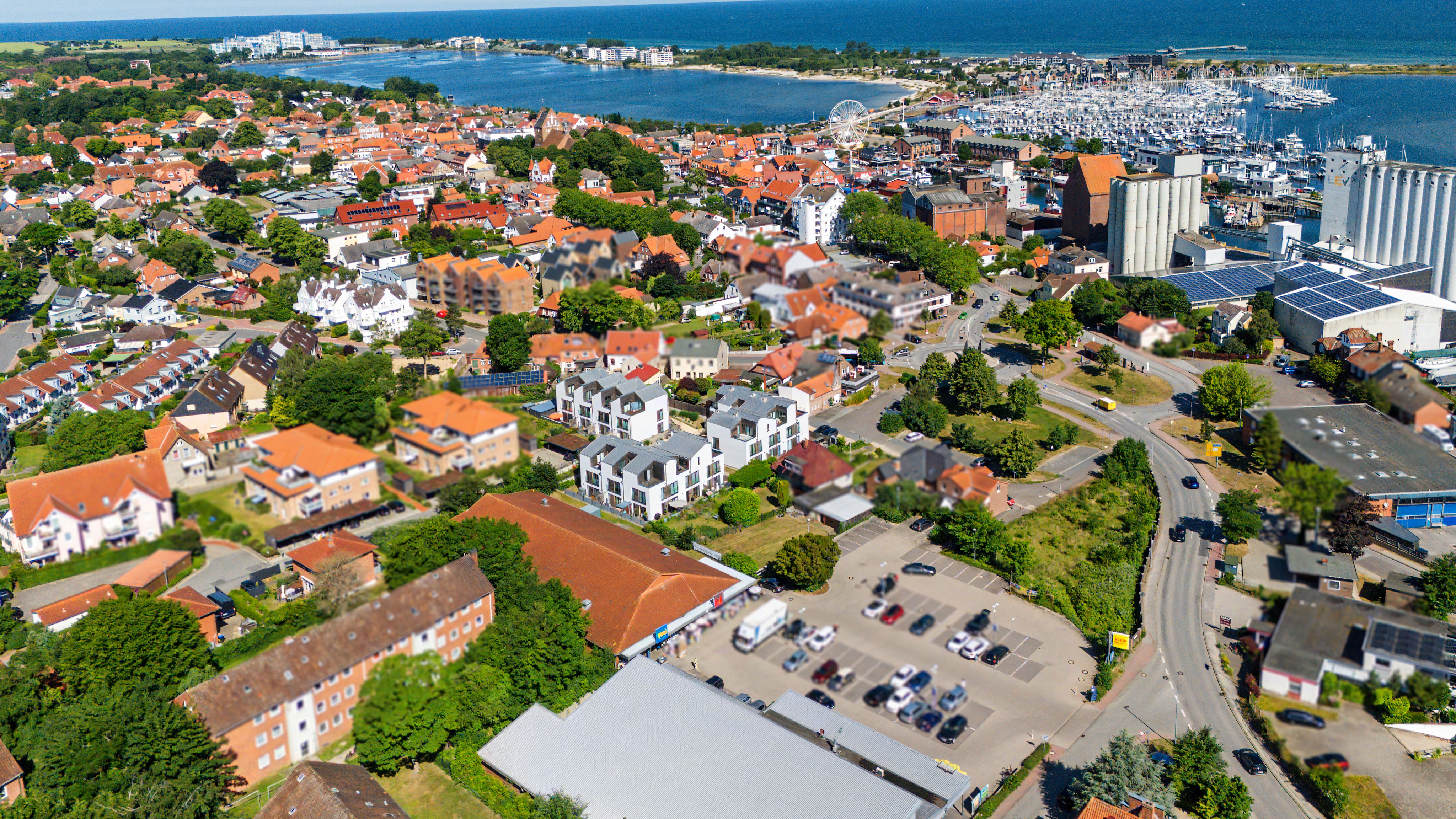 Wohnjuwel auf zwei Ebenen – charmante Maisonette mit zwei Balkonen, Stellplatz und Ferienvermietungsmöglichkeit