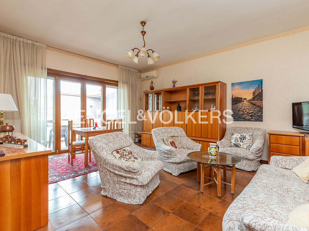 Spacious, bright apartment in Velletri