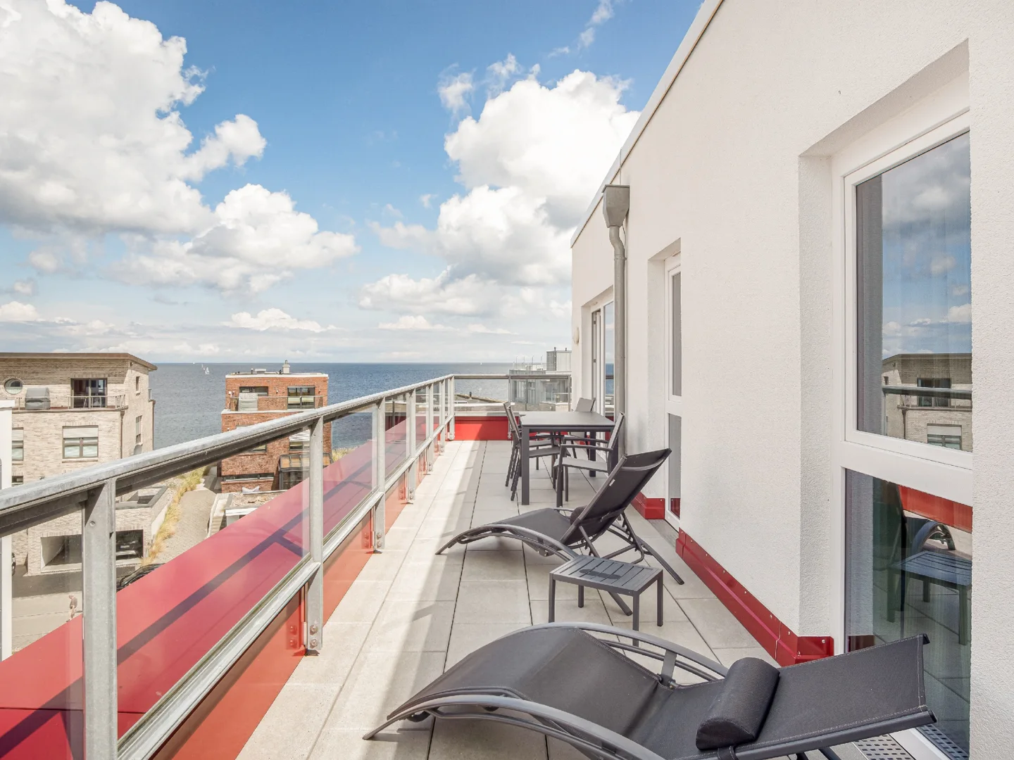 Penthouse-Wohnung mit sensationellem Wasserblick über die Ostsee und dem Olpenitzer Hafen