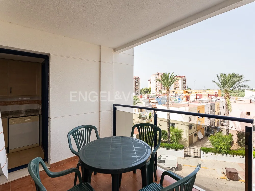 Beautiful apartment for sale with tourist license in La Playa Pobla de Farnals