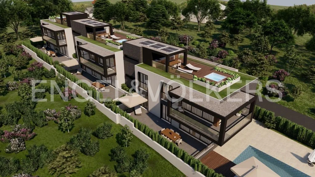 Approved Project: 6 Luxury Units with Pool
