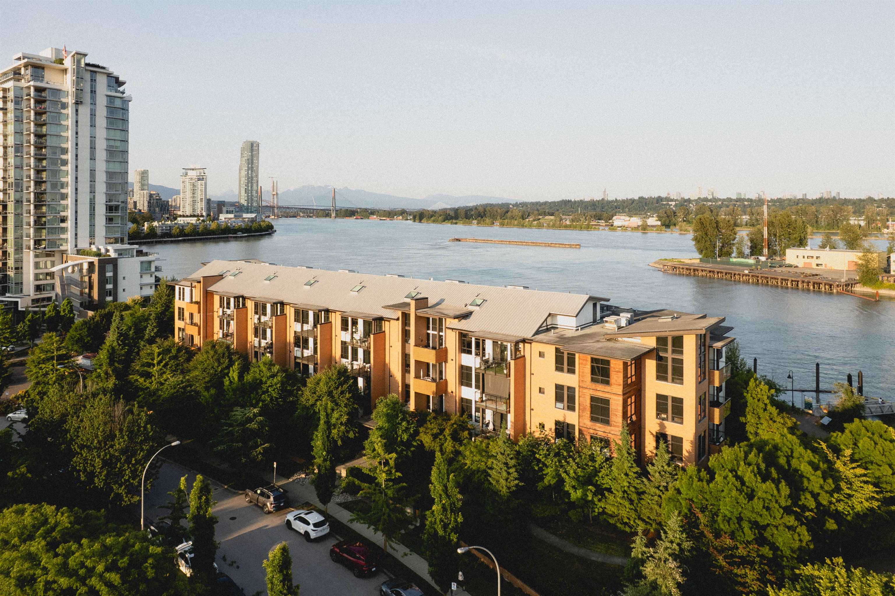 Discover Contemporary Loft Living at Glasshouse