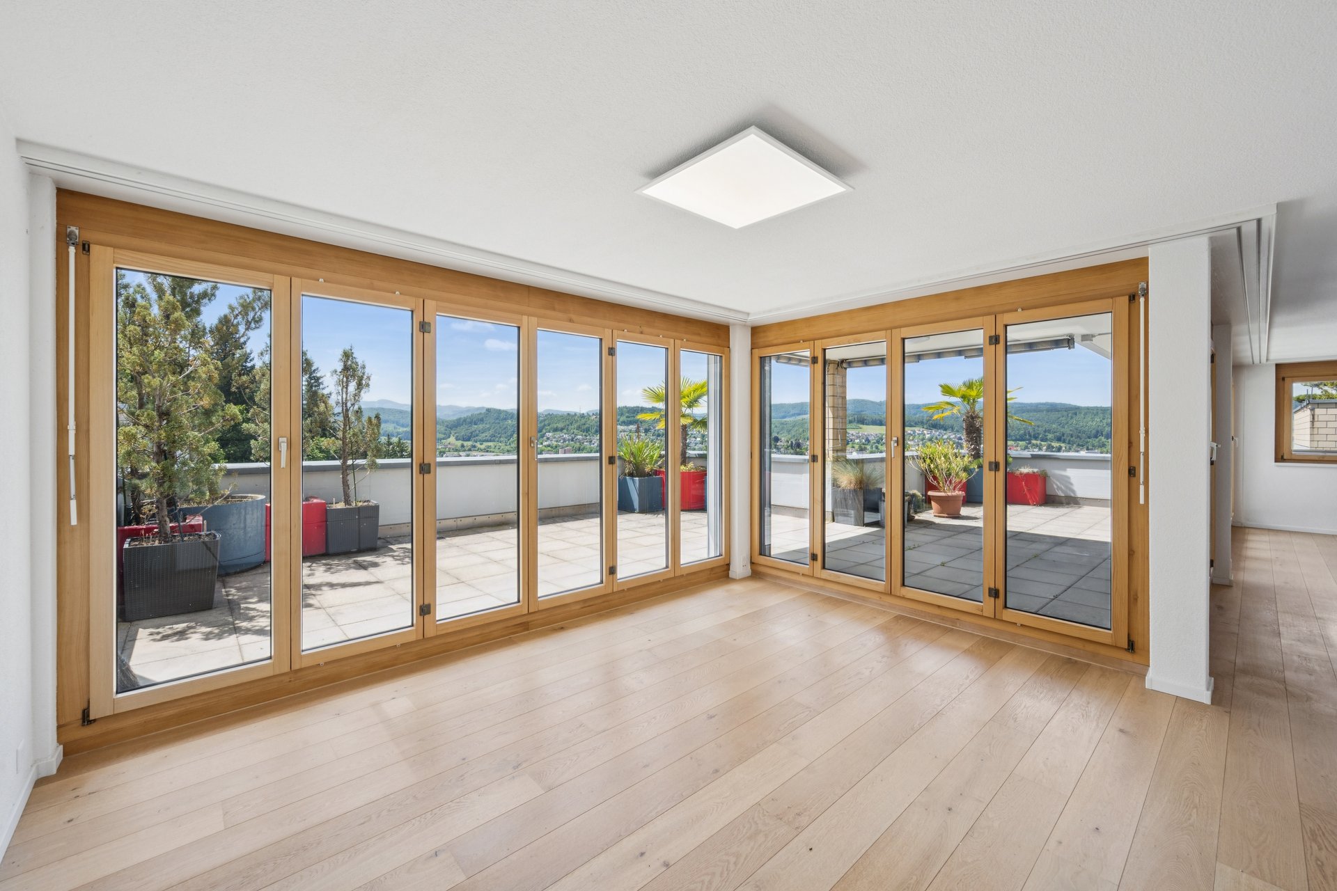 Sunny Terrace Apartment with Panoramic View