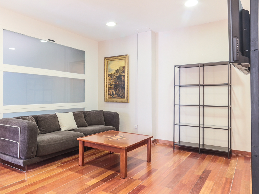 Modern apartment close to Colon Street