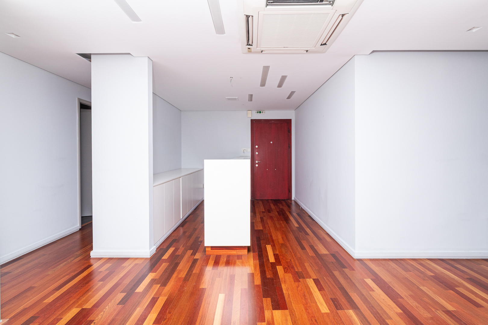 Exclusive and prime apartment in Kolonaki with prestige & investment potential