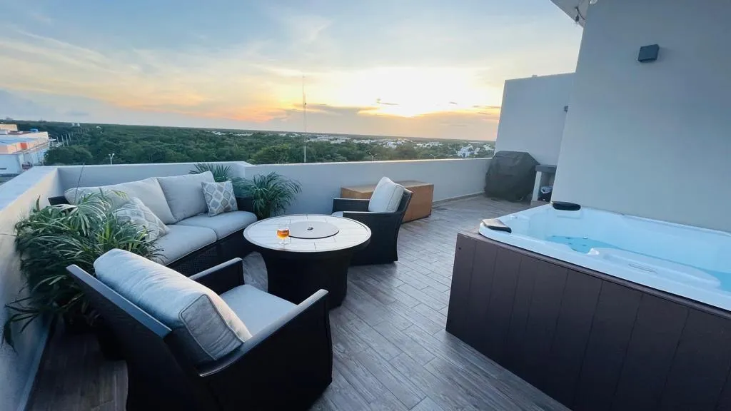 Private Rooftop Condo For Sale