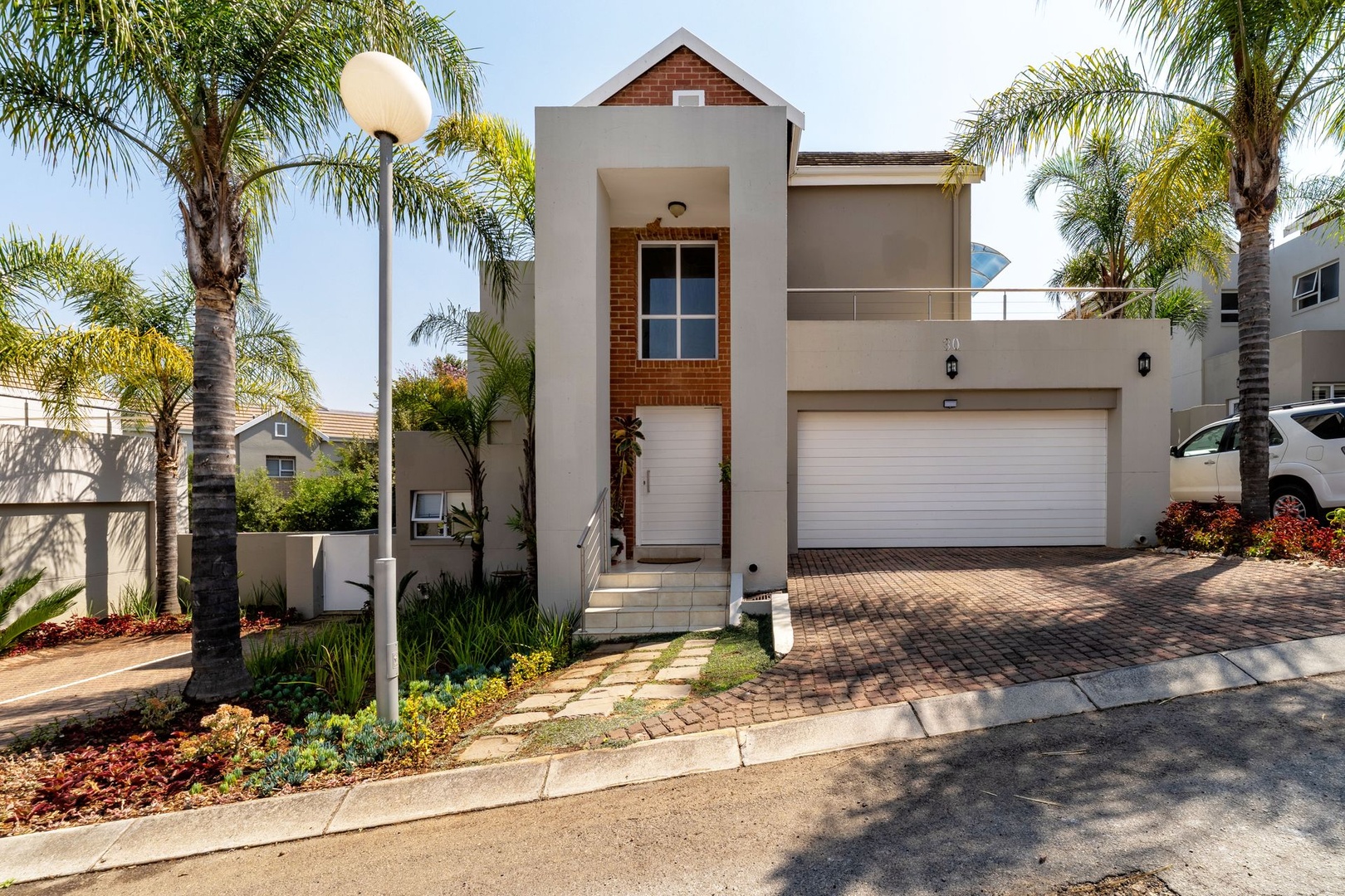 3 Bedroom Townhouse For Rent - Eagle Canyon Golf Estate