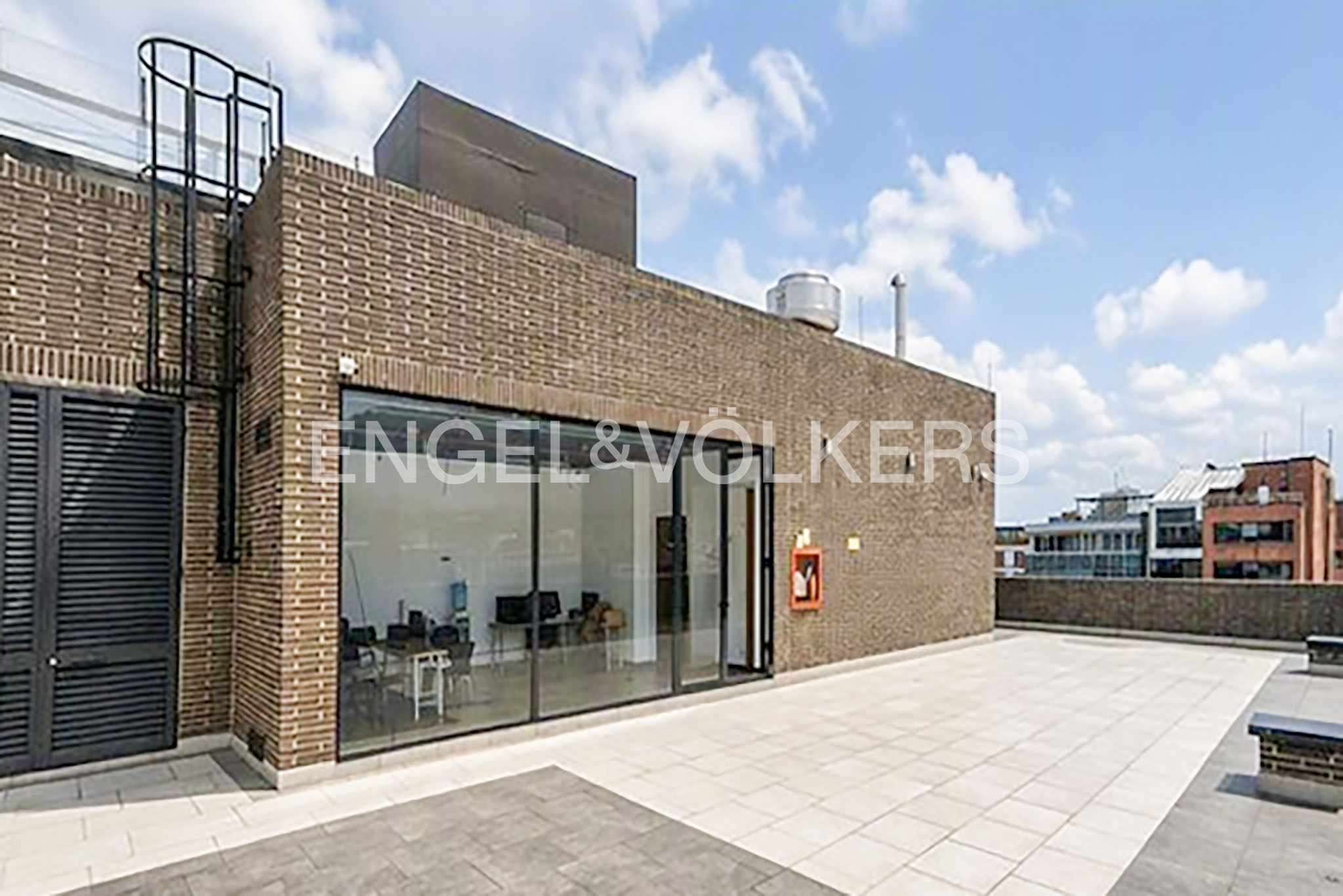 Edificio Comercial en Arriendo en el Norte