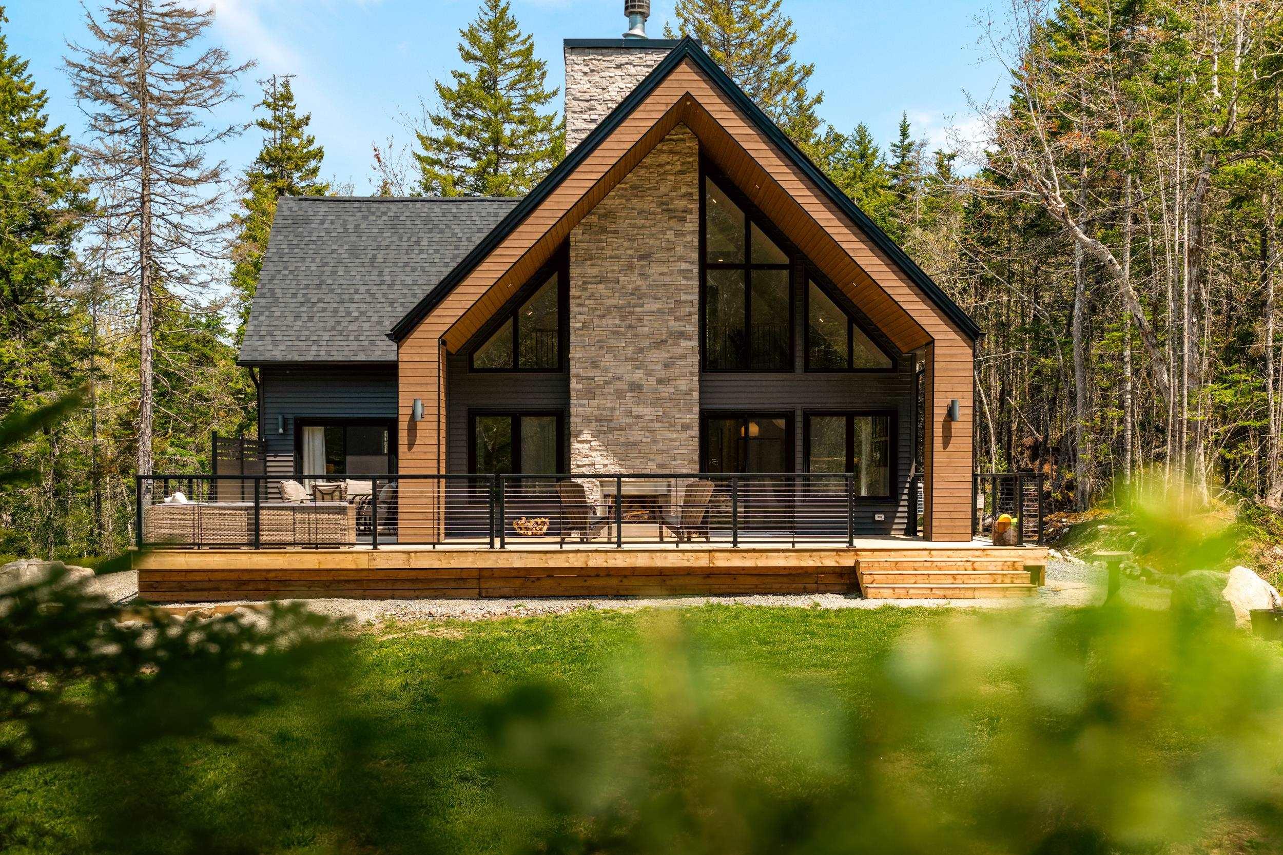 Custom 2023 Pace's Lake Luxury Home on 1.5-Acre Lot