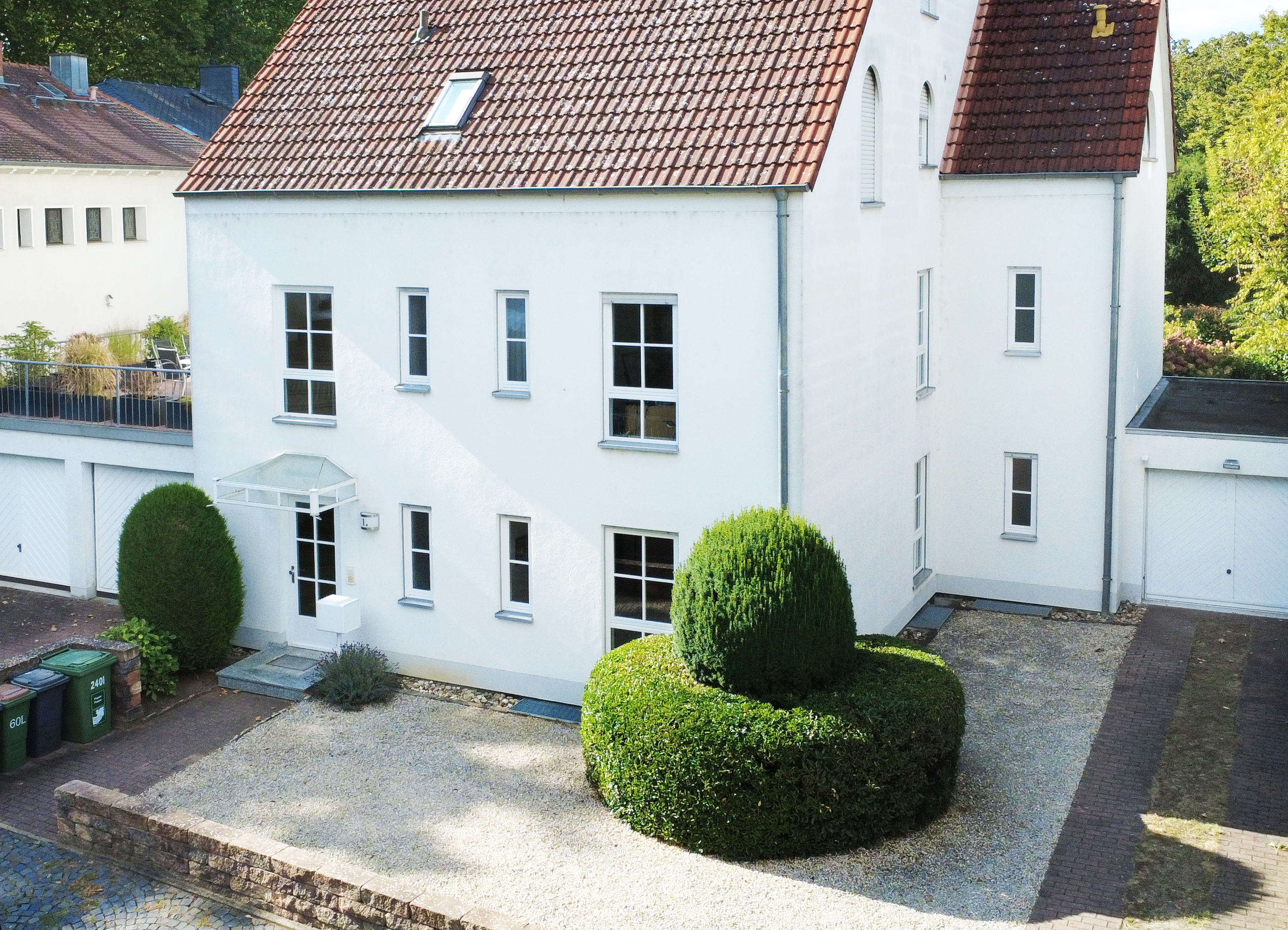 Helle Gartenwohnung in Premiumlage am Rosengarten