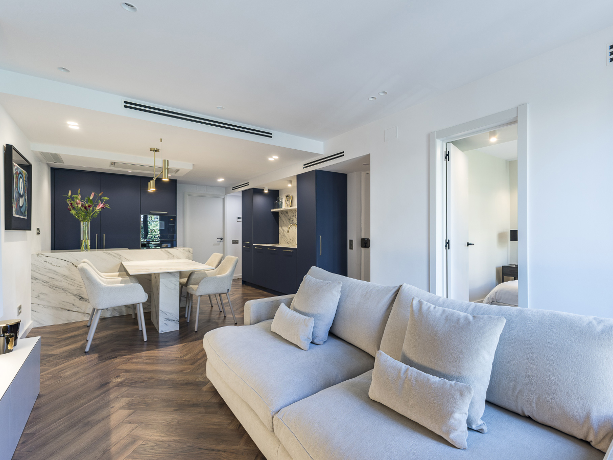 Penthouse with exquisite renovation near Plaza Universidad