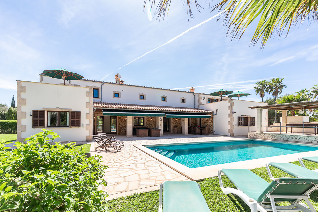 Modern finca style villa