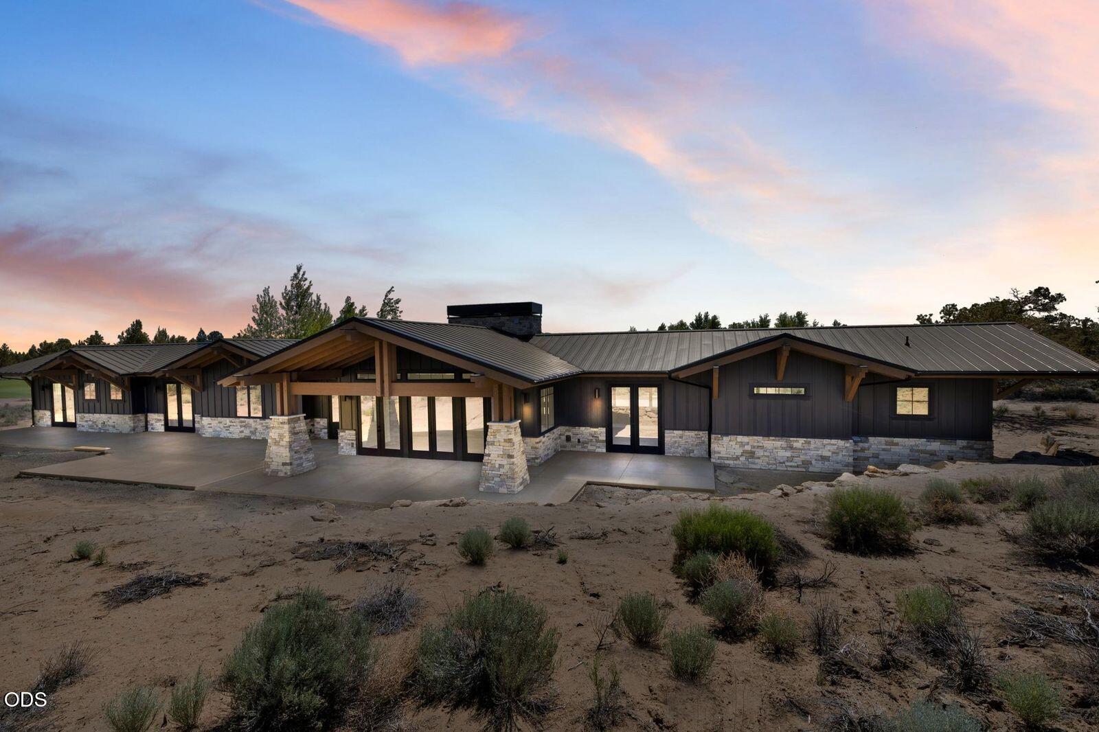 Single Level Juniper Preserve Living at it's Finest