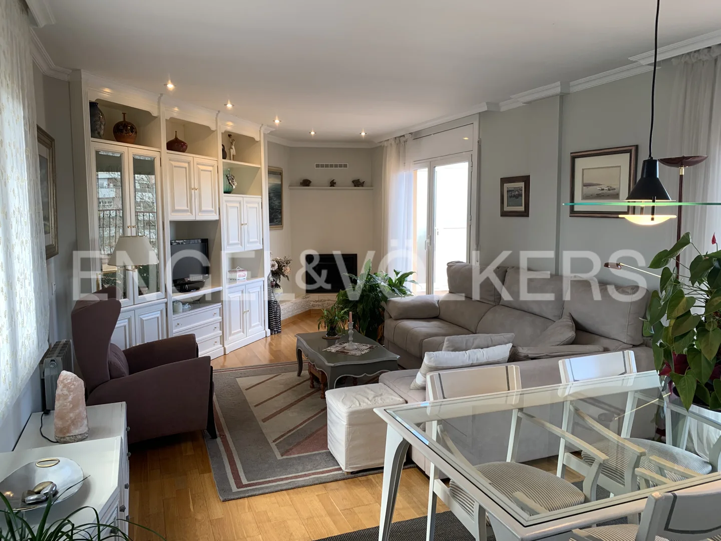 Large penthouse in the center of Girona