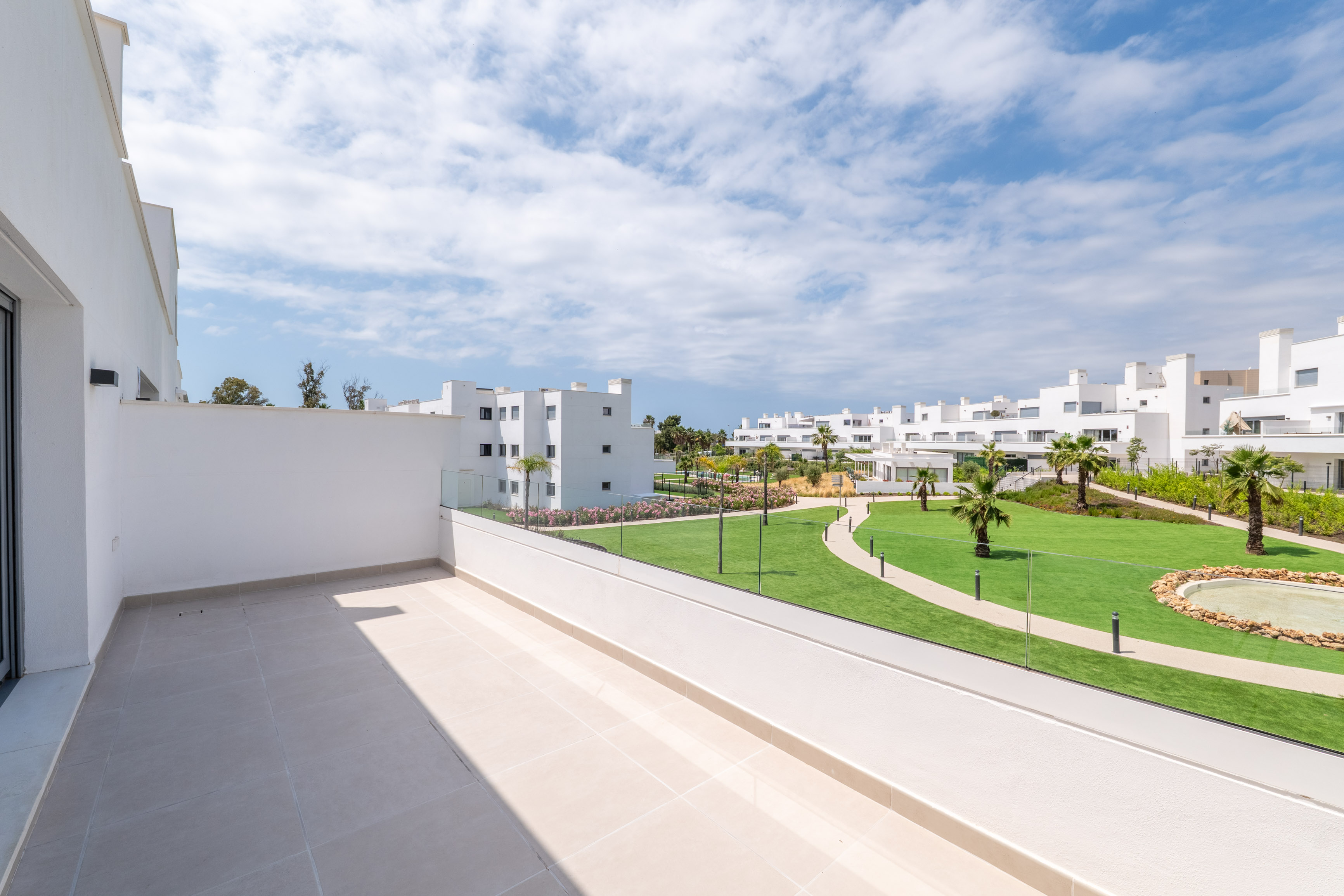 Apartamento en primera planta con excelentes vistas en Bel Air