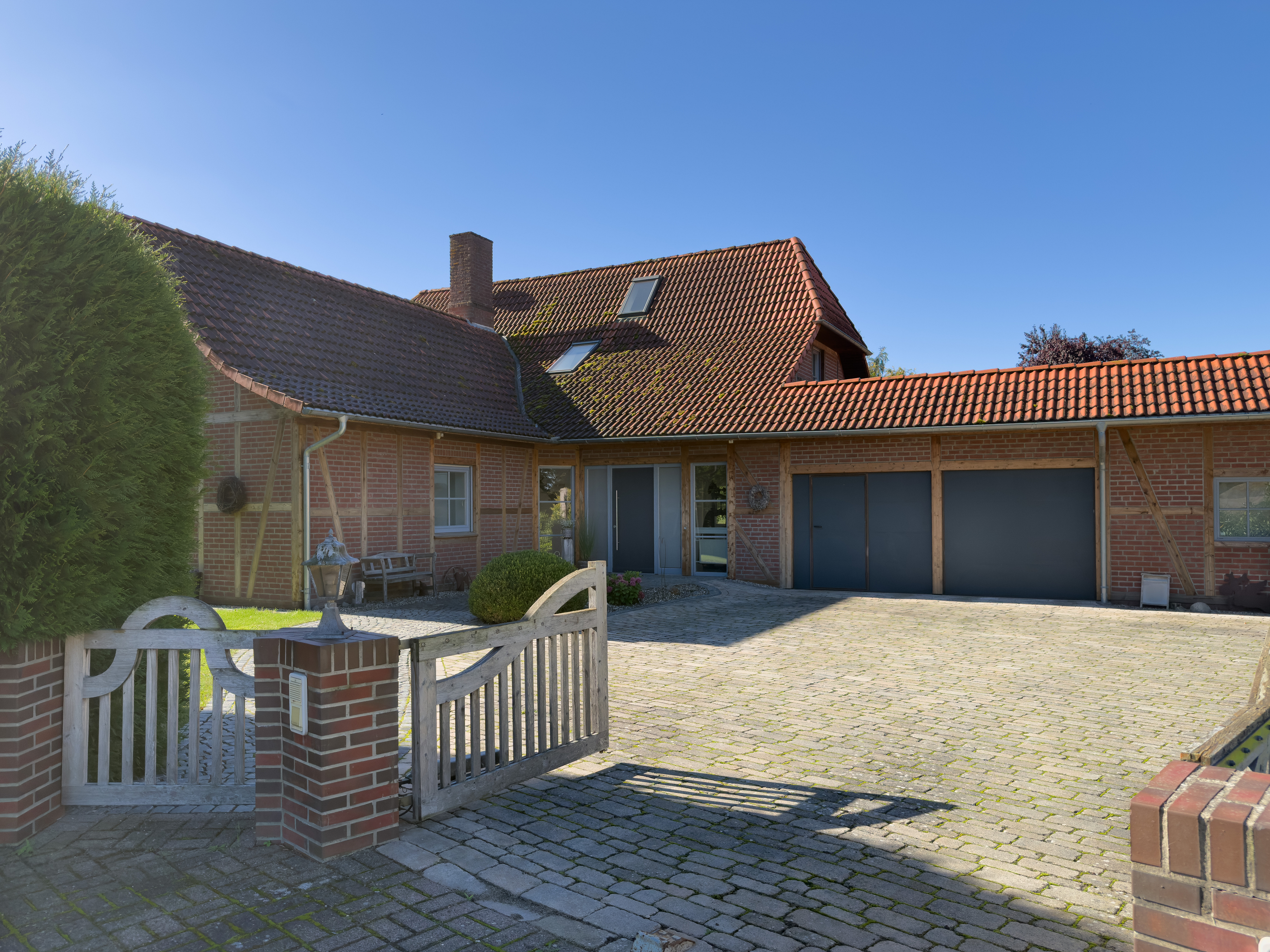Ein Haus mit Geschichte, ein Zuhause mit Zukunft – charaktervoll wohnen, modern genießen