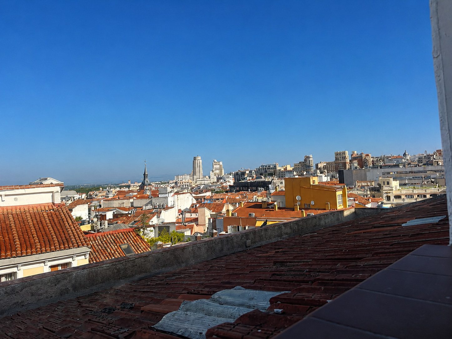 Exclusive 4-bedroom, 4-bath apartment in Downtown - Short- and long-term rental