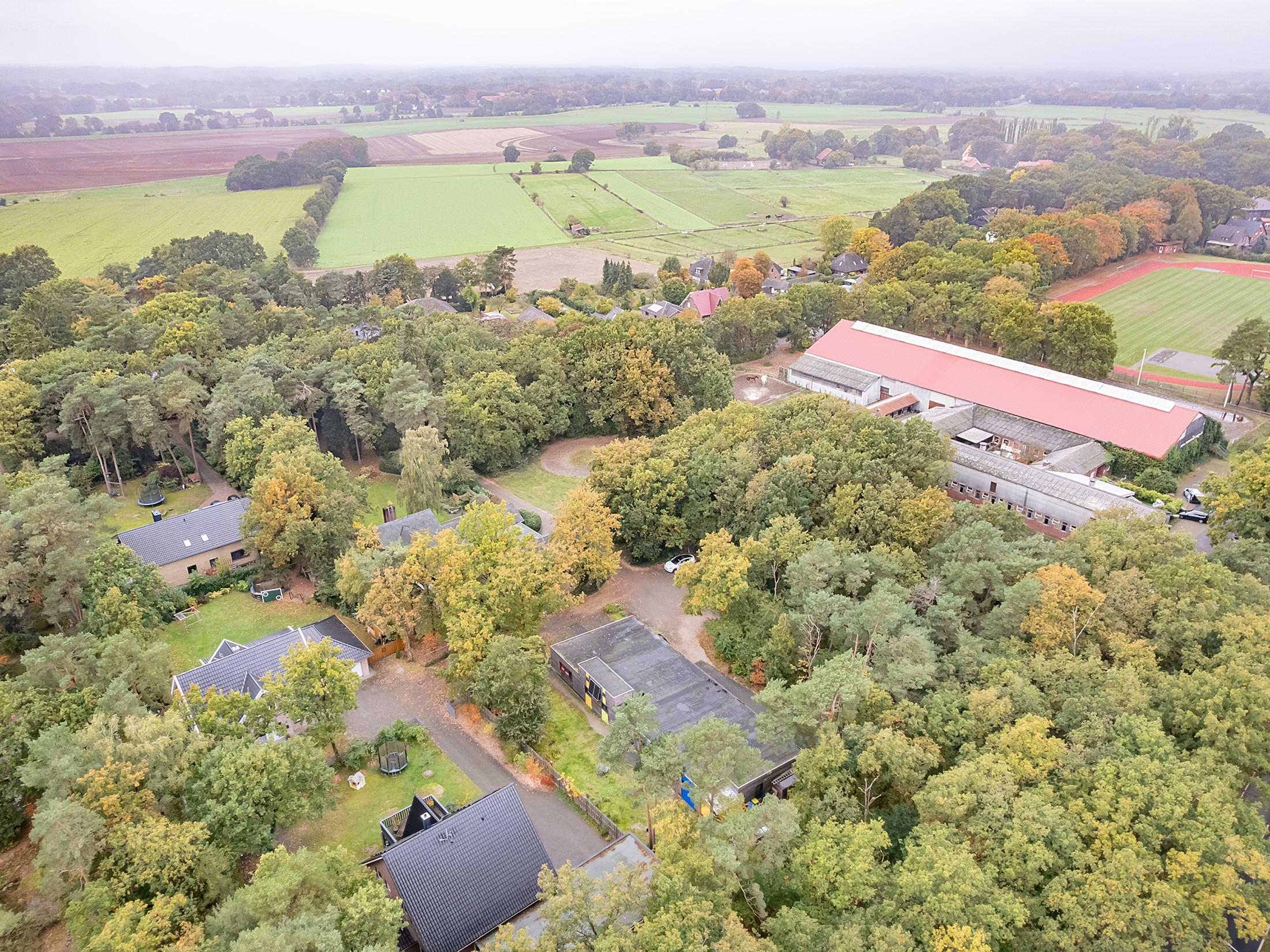 Großzügiges 1-2 Familienhaus mit architektonischem Flair in Oldenburg!