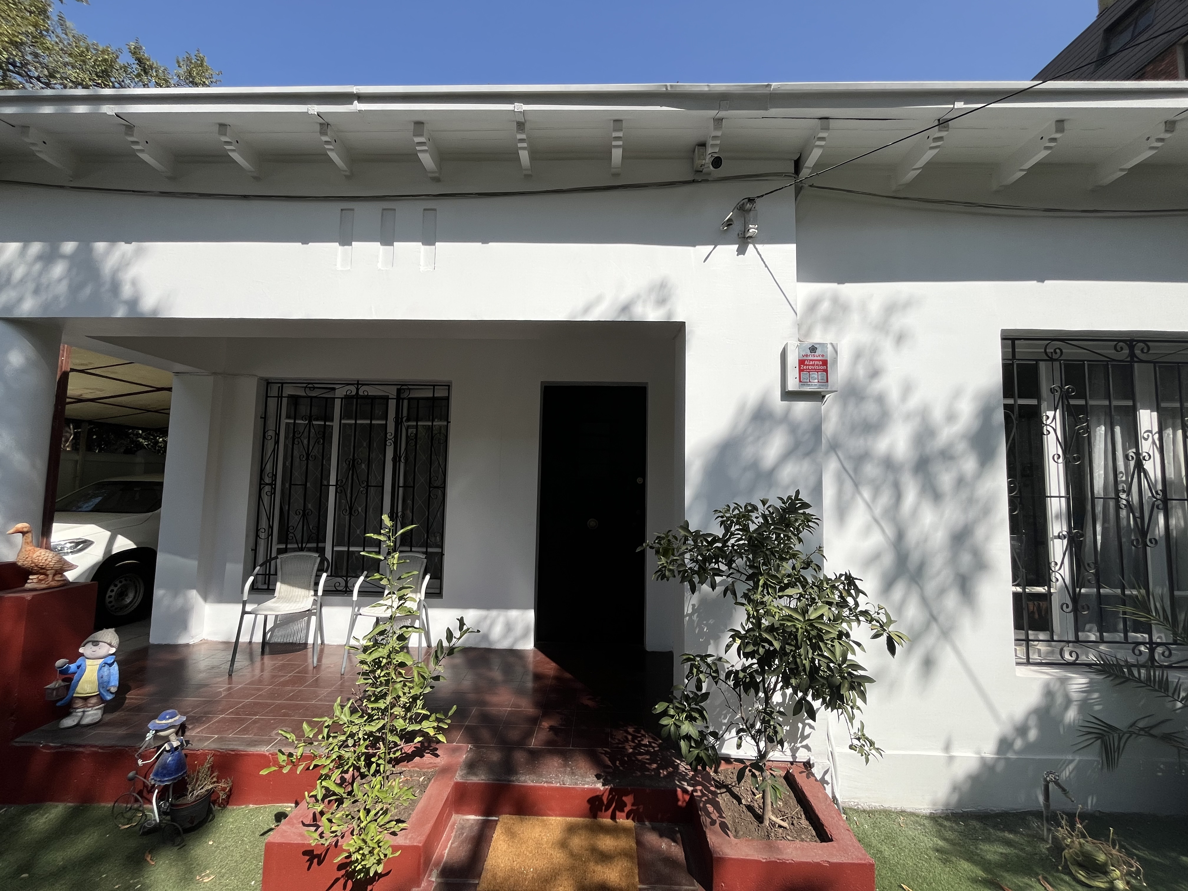 Se vende Amplia Casa en Providencia