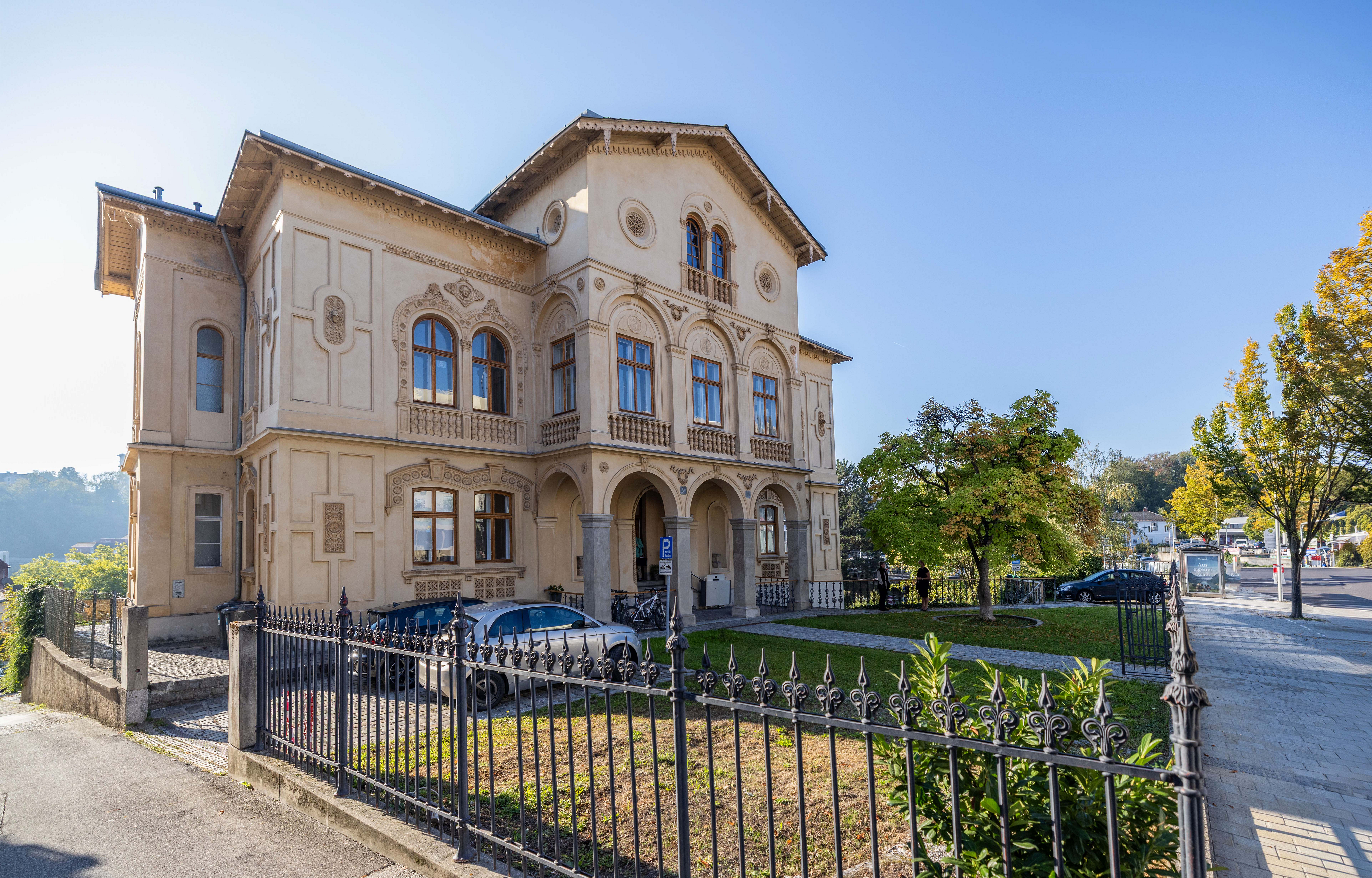 Architectural gem “Villa Almeroth” in Steyr’s old town
