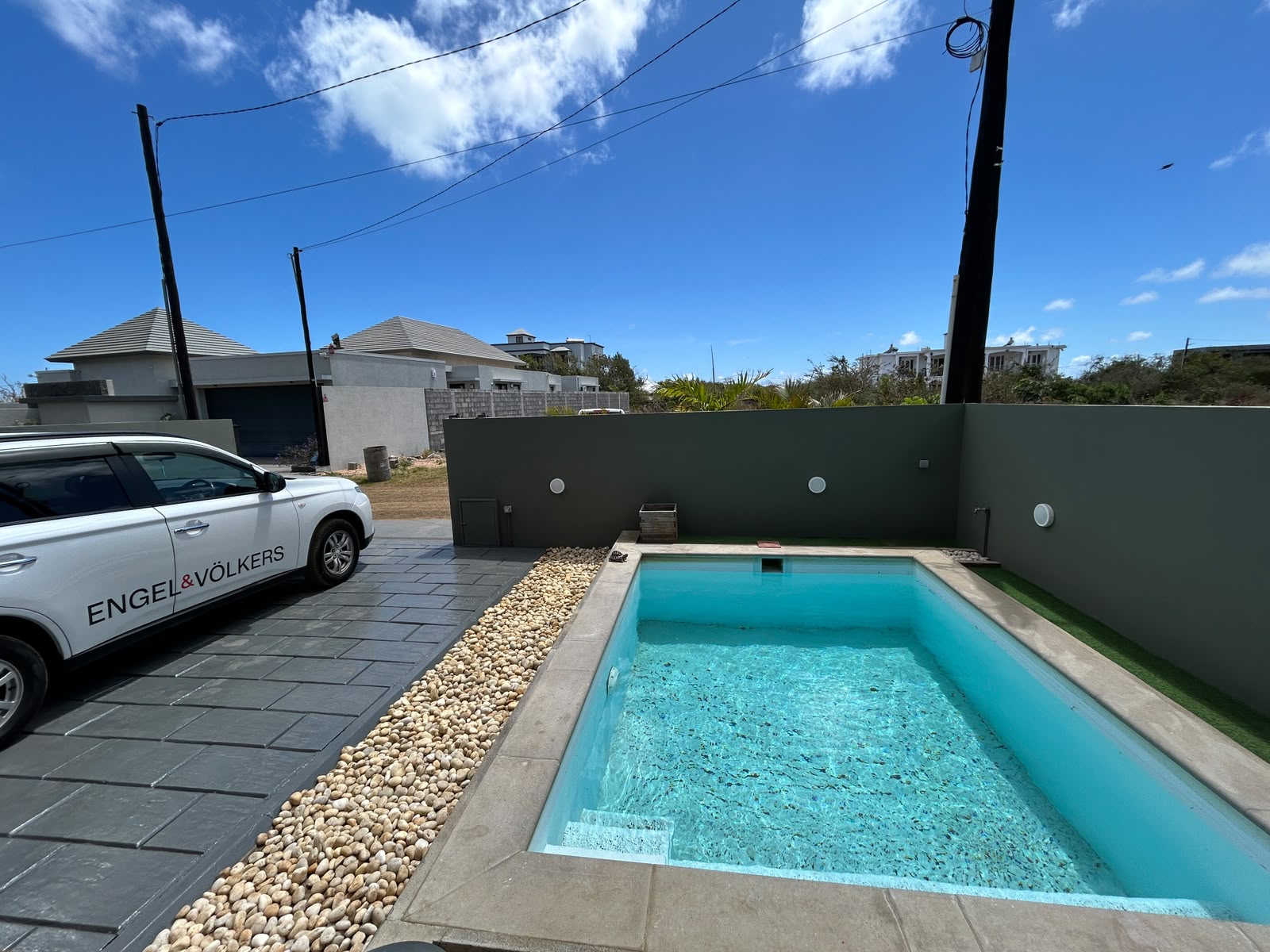 Modern Furnished House for Sale – Grand Baie - CITIZENS ONLY