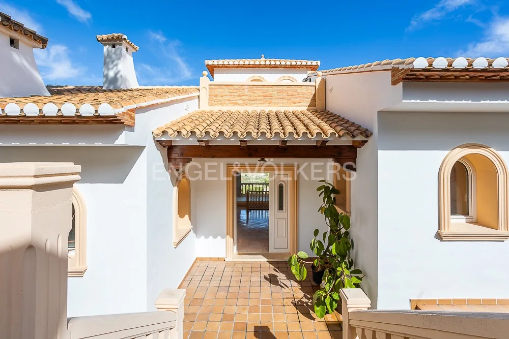 Grosszügige Villa mit spektakulärem Ausblick in La Sella