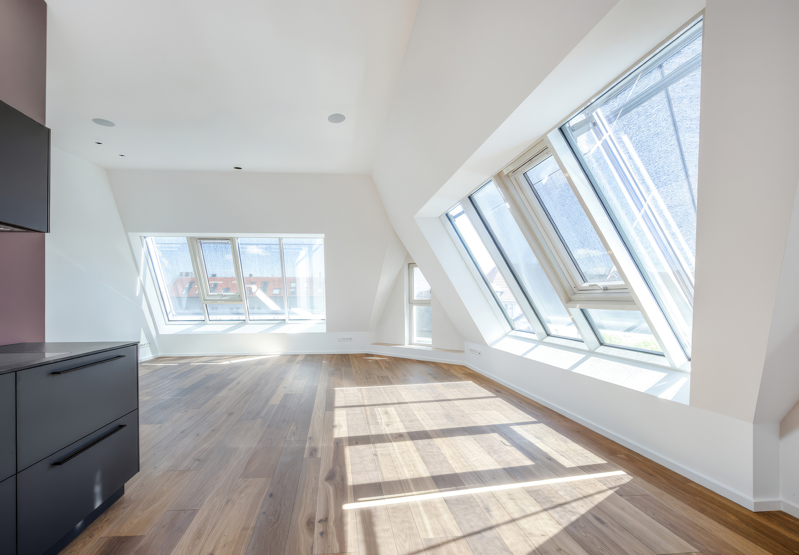 Lichtdurchflutetes Luxus-Penthouse mit markanter Architektur im Prenzlauer Berg