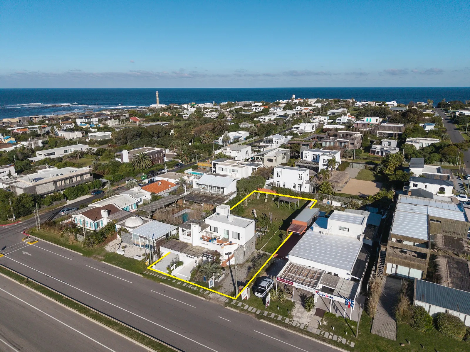Retail premises in the town of José Ignacio