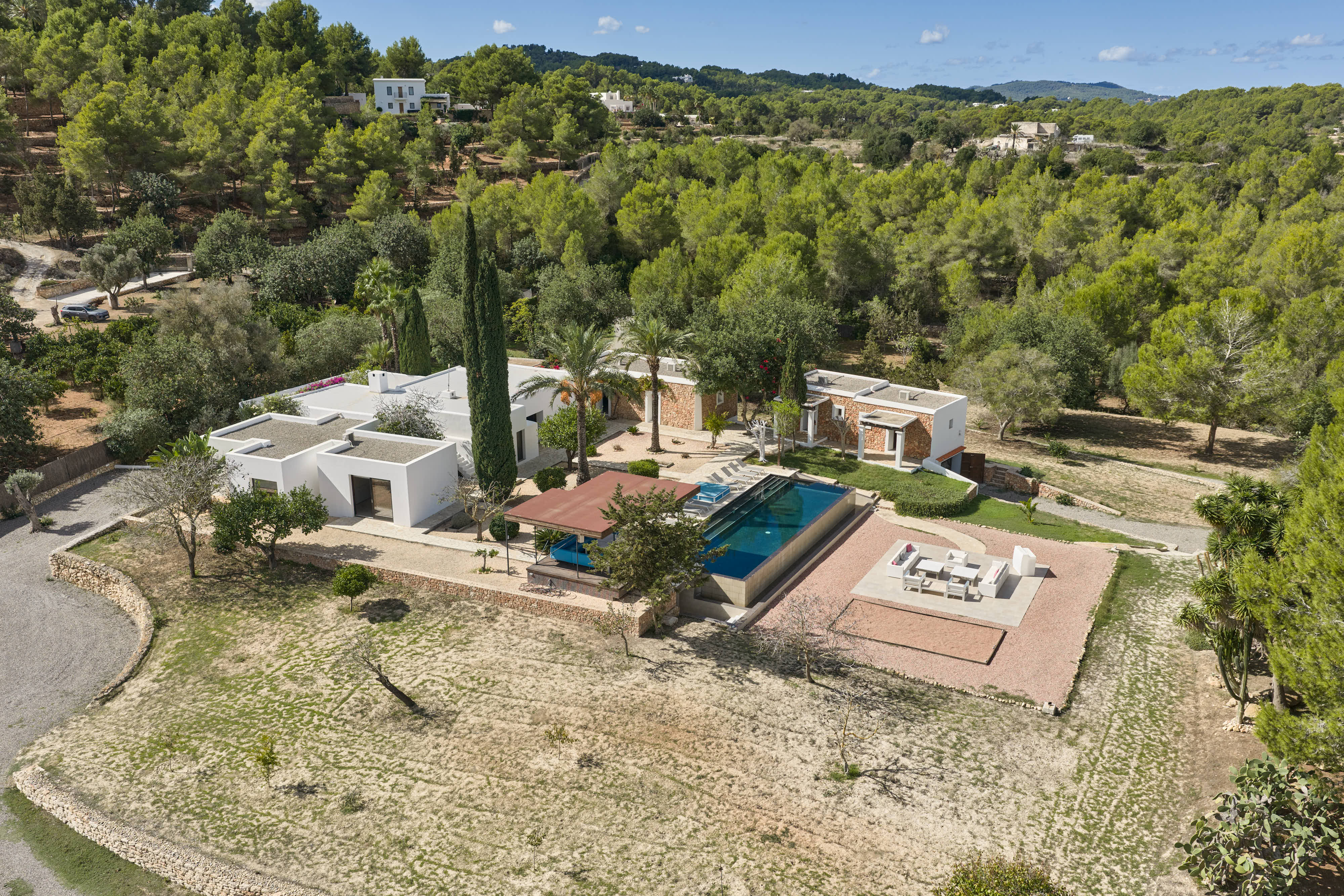 Elegant Finca with rental licence and expansive valley views