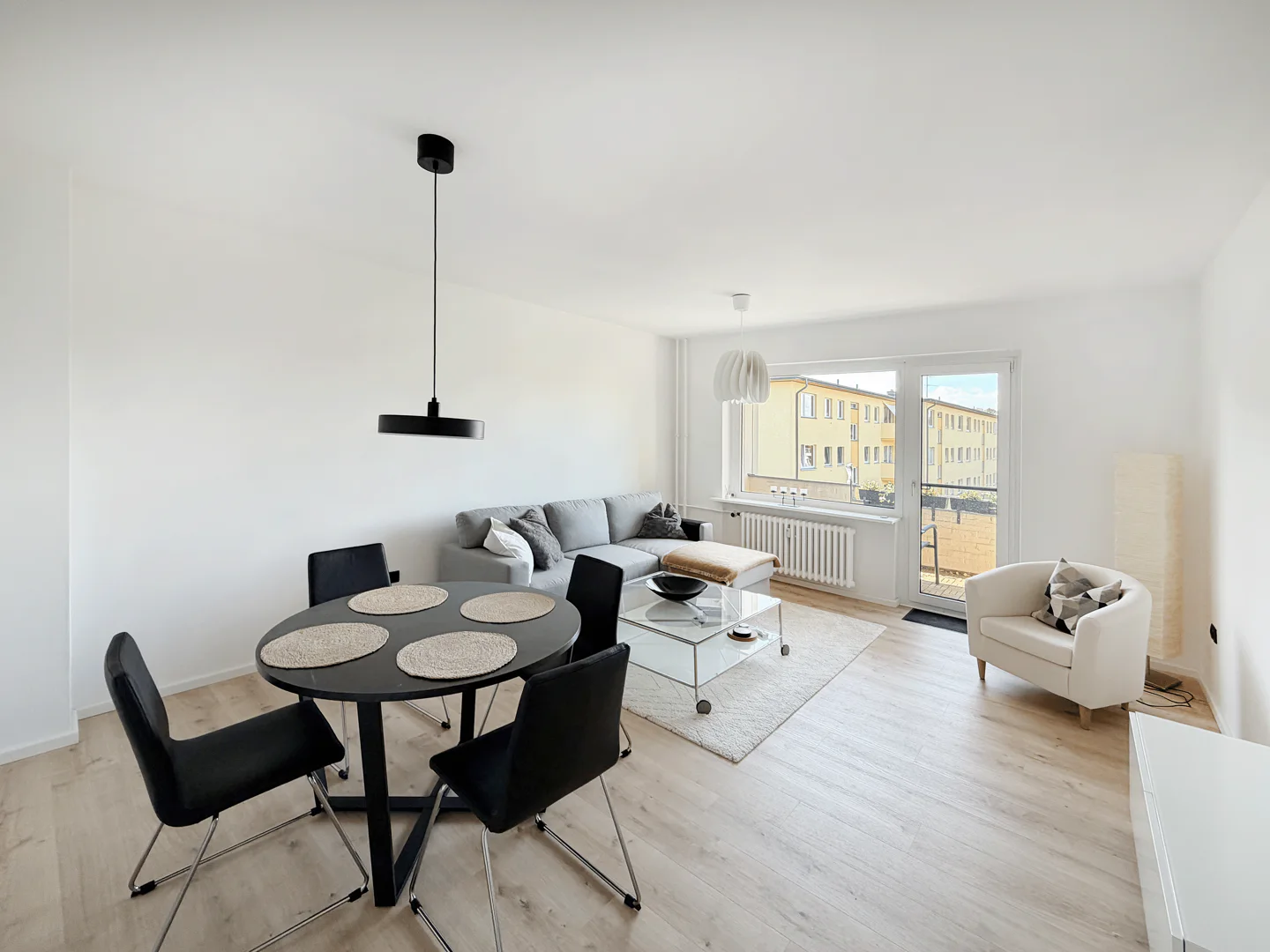 Stilvoll wohnen – Möblierte 2-Zimmer-Wohnung in Buckow - Photo 1