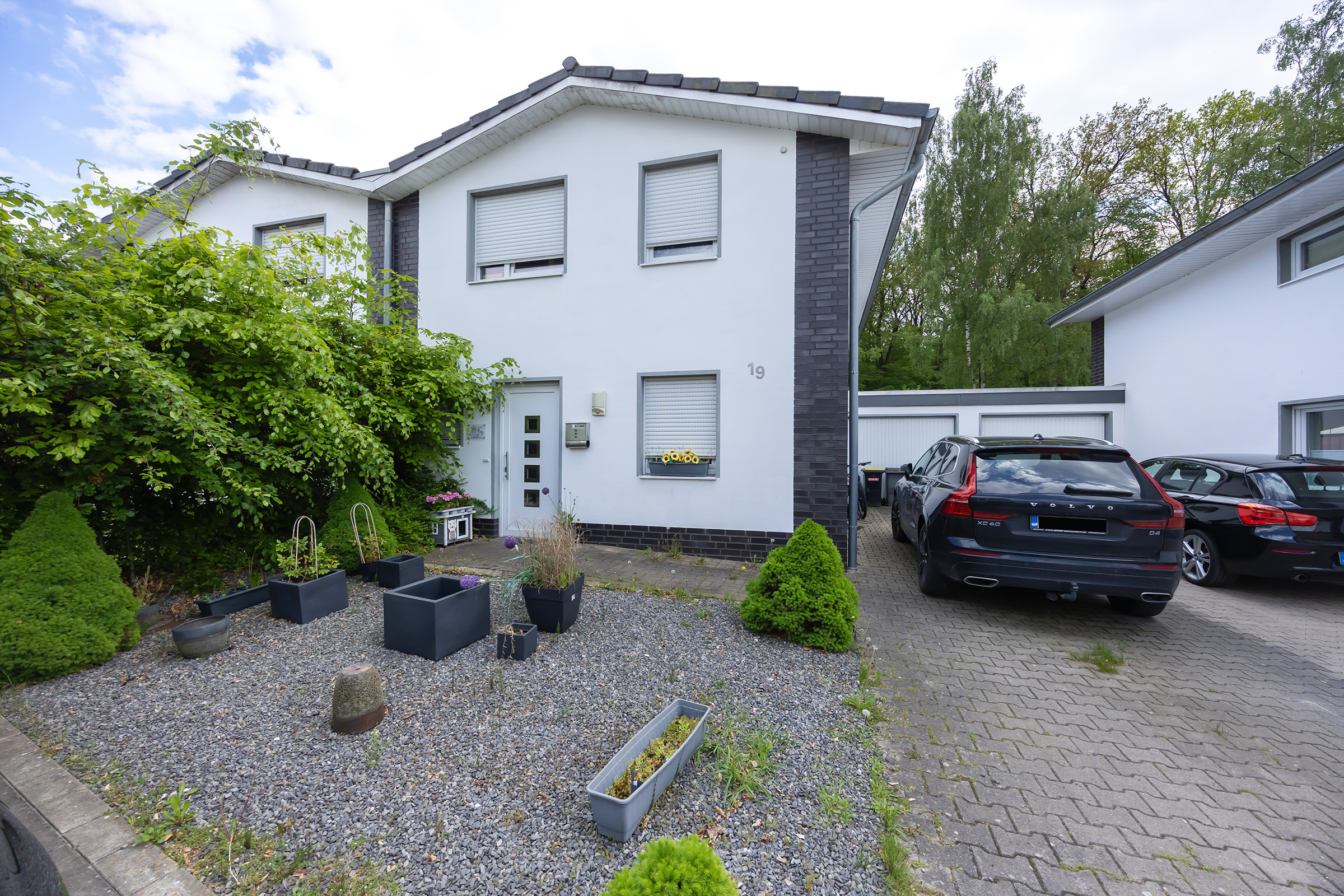 Gepflegte Doppelhaushälfte in Osnabrück-Dodesheide – Modernes Familienheim mit Südterrasse