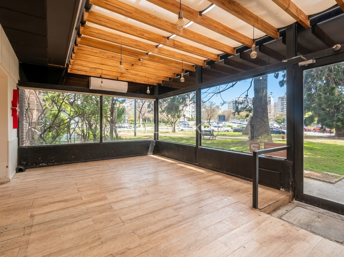 Premises for rent in the heart of Villa Biarritz – Ideal for a restaurant