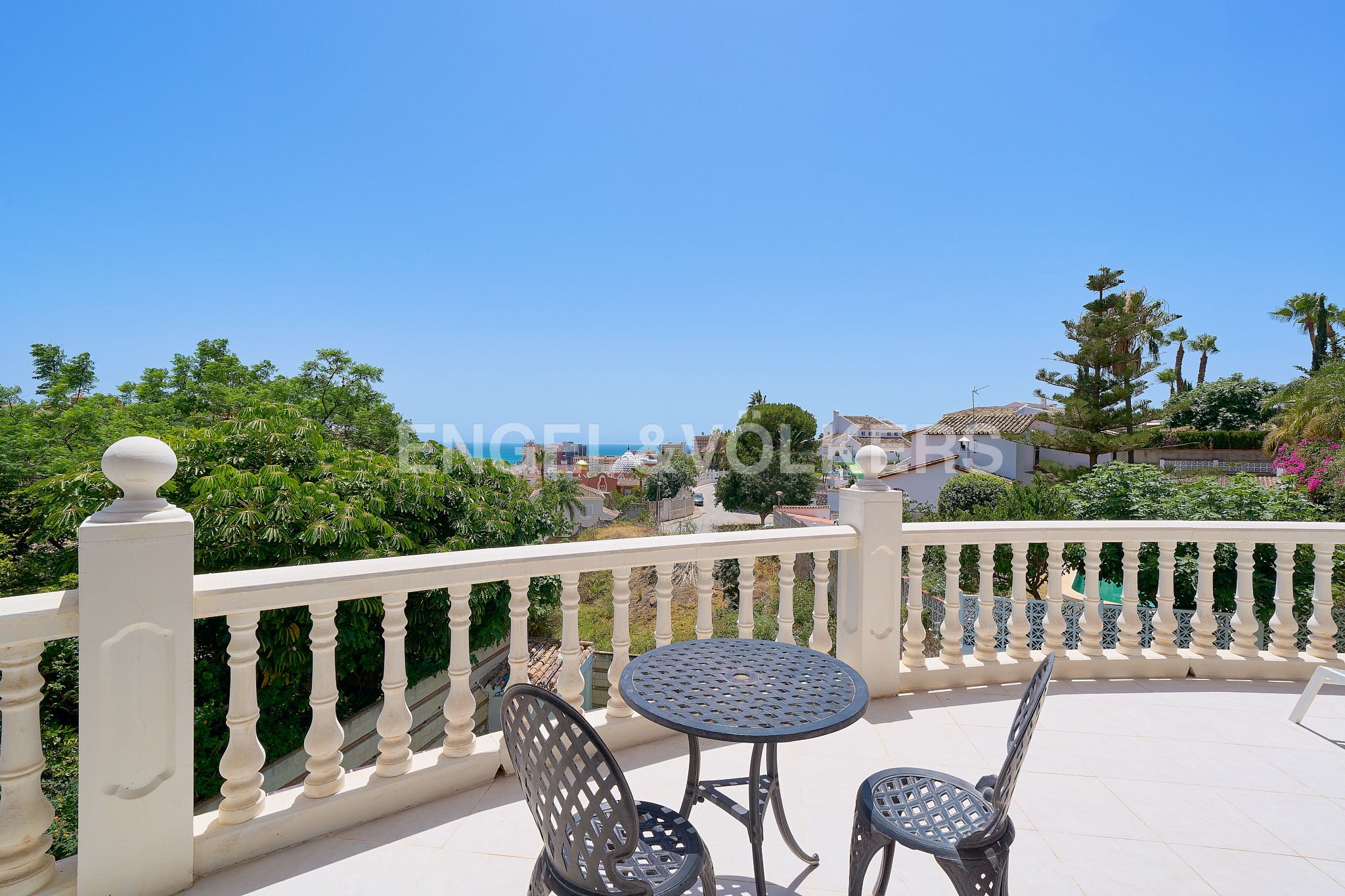 Villa de 6 chambres à coucher près de la plage avec vue sur la mer et appartement indépendant et licence touristique