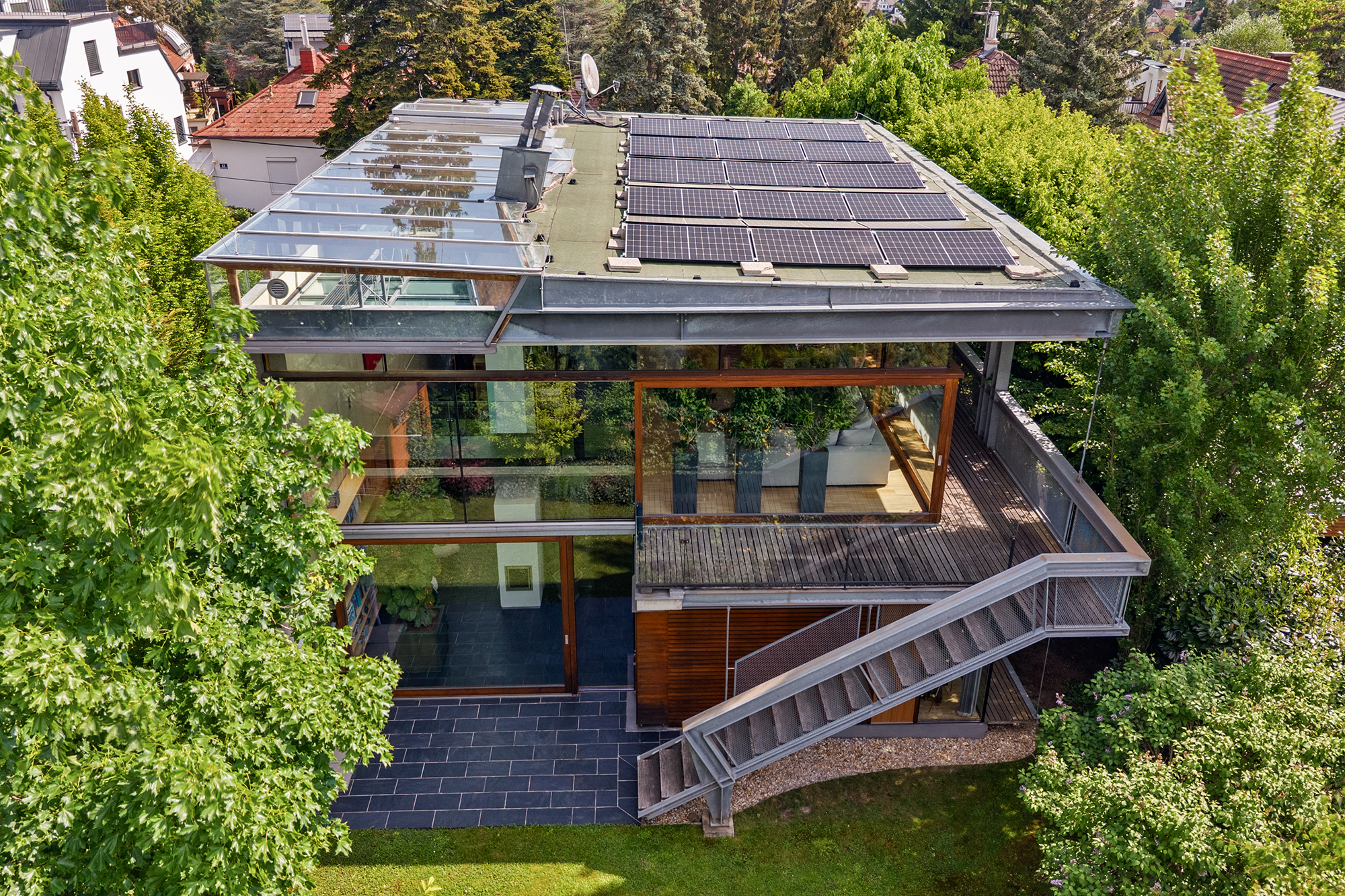 Stilvolle Architektenvilla in exklusiver Grünruhelage