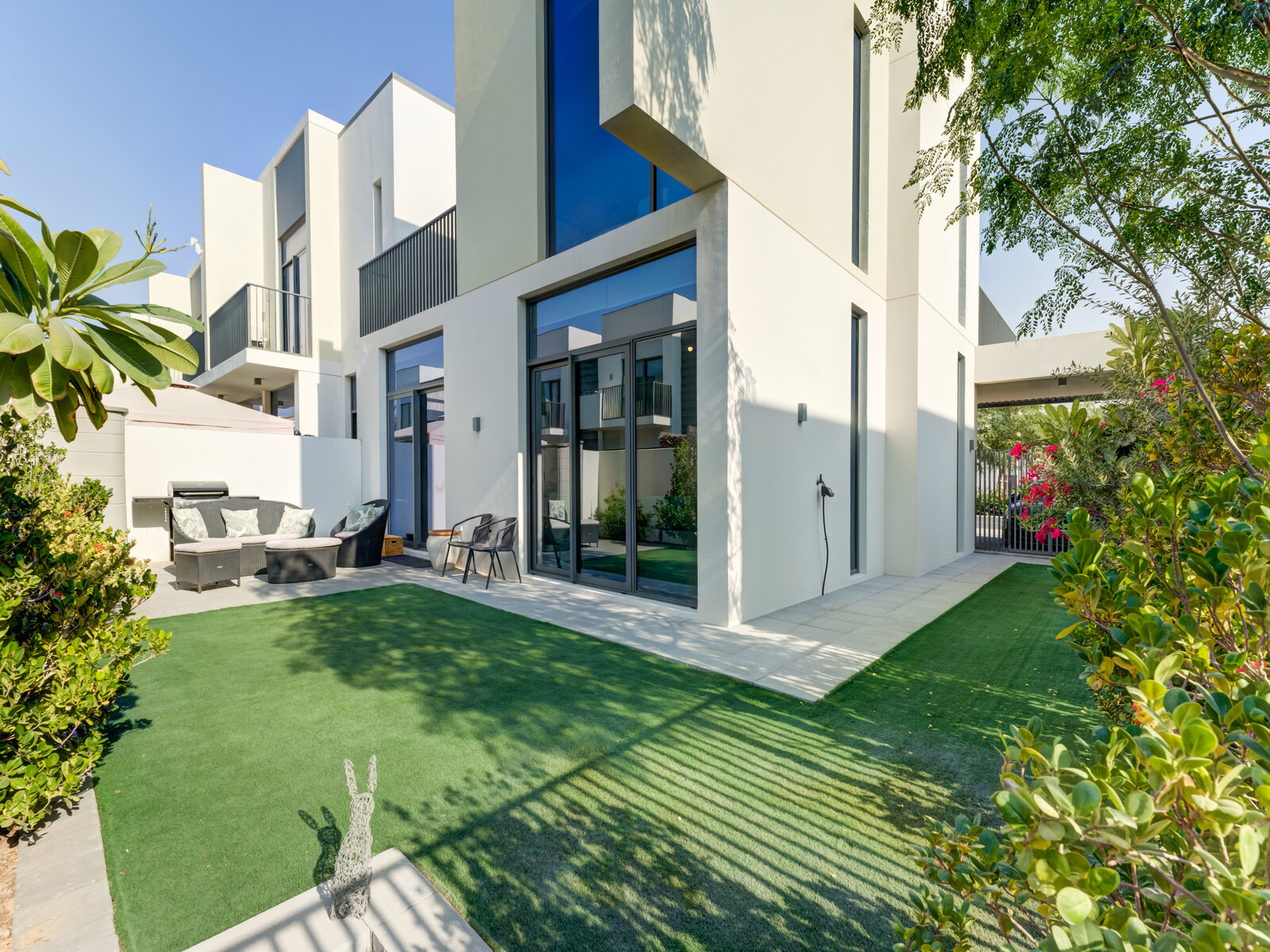 Exclusive | Prime Location | Area Expert