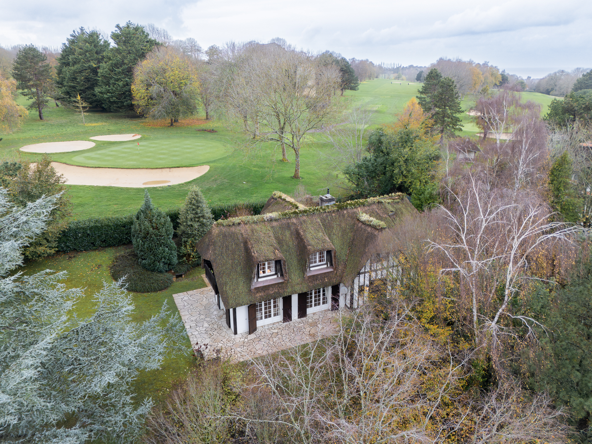 Superb thatched cottage on the Barrière Golf - highly sought after location