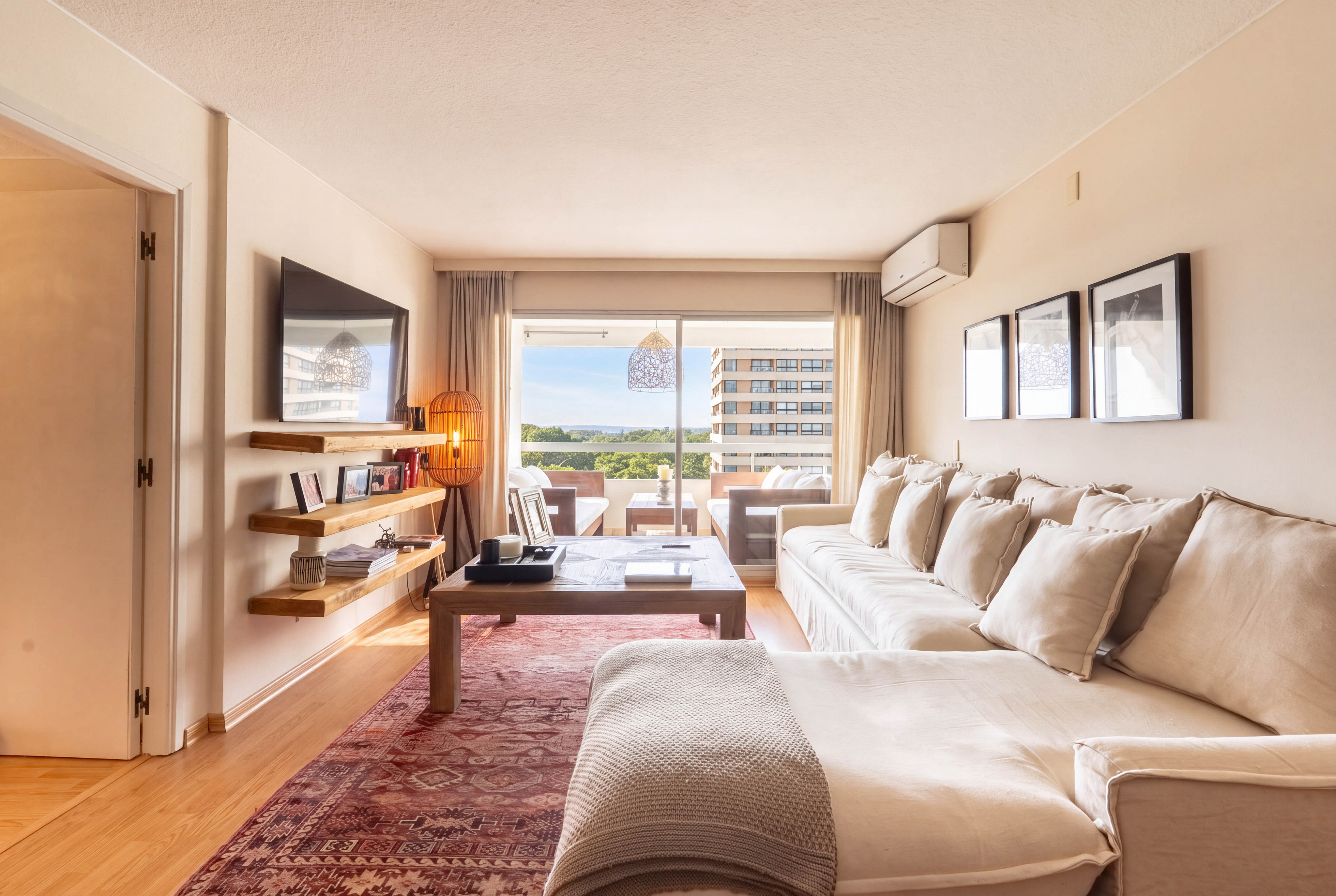 Cálido apartamento renovado en Roosevelt