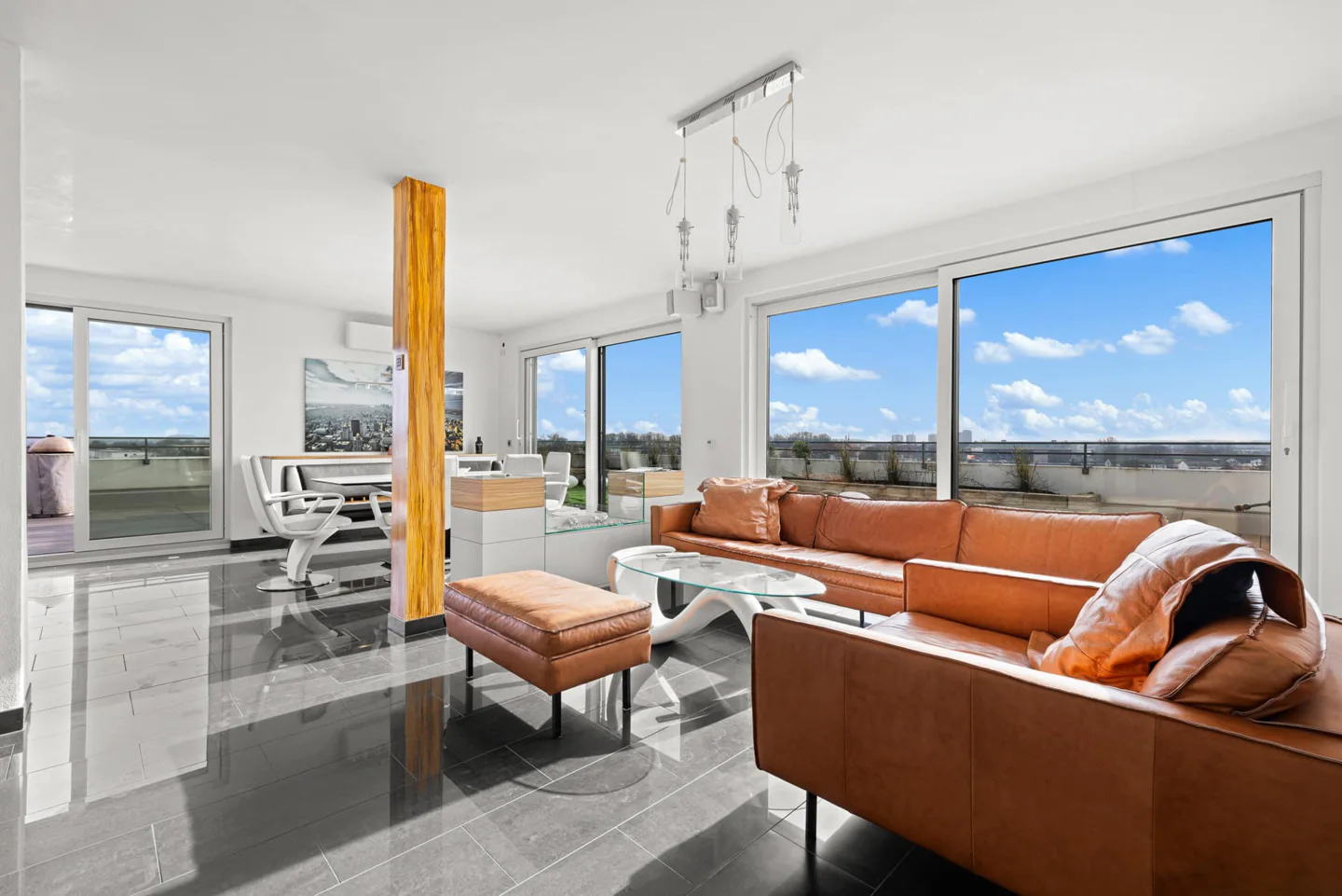 Penthousewohnung mit atemberaubender Dachterrasse - Photo 1