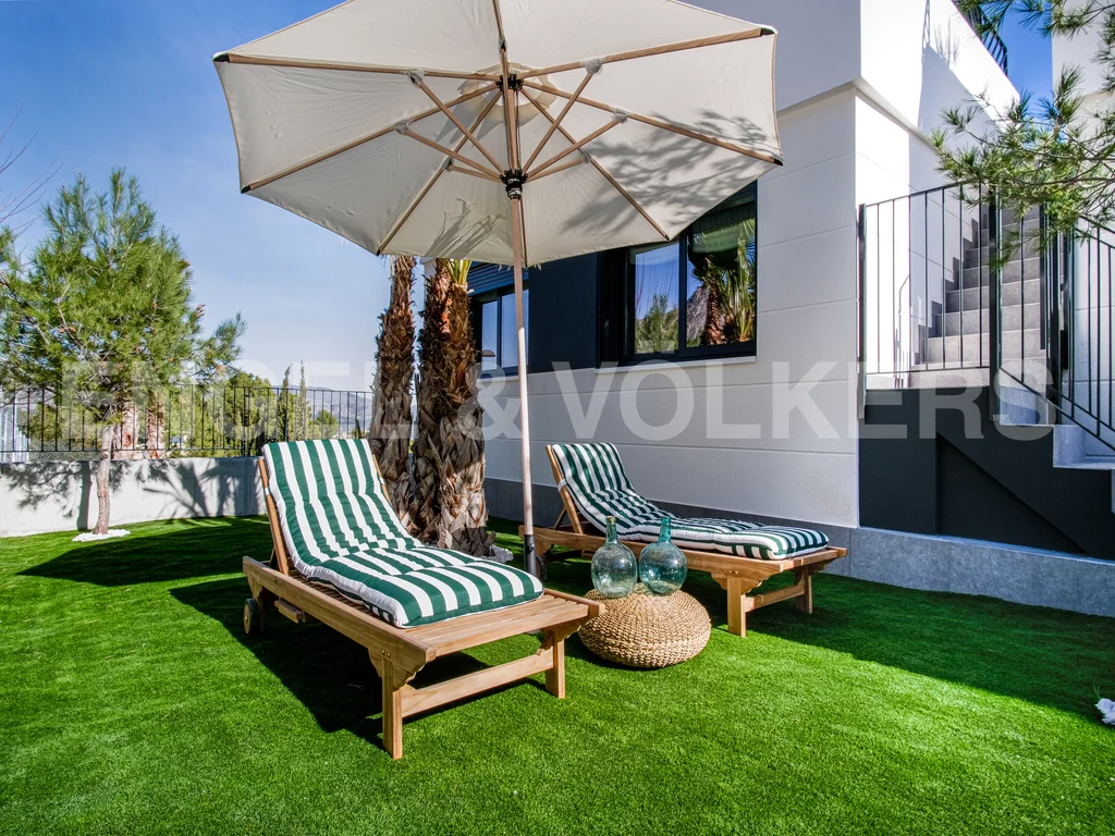 Residential complex of detached villas with magnificent views