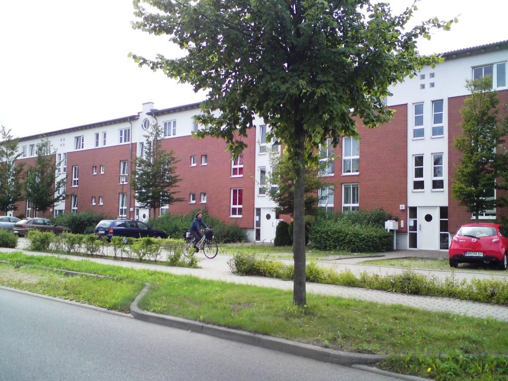2-Zimmer-Eigentumswohnung im Wohnpark „Ostseewelle“ - mit Balkon, Keller und Pkw-Stellplatz