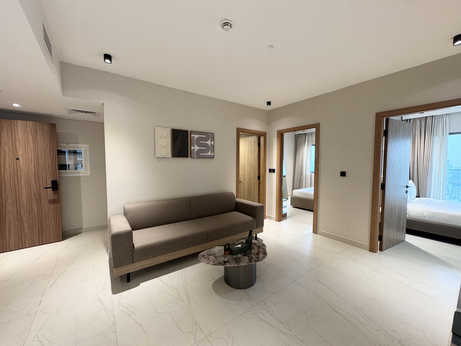 All Bills Included | Closet Area | Serviced Weekly