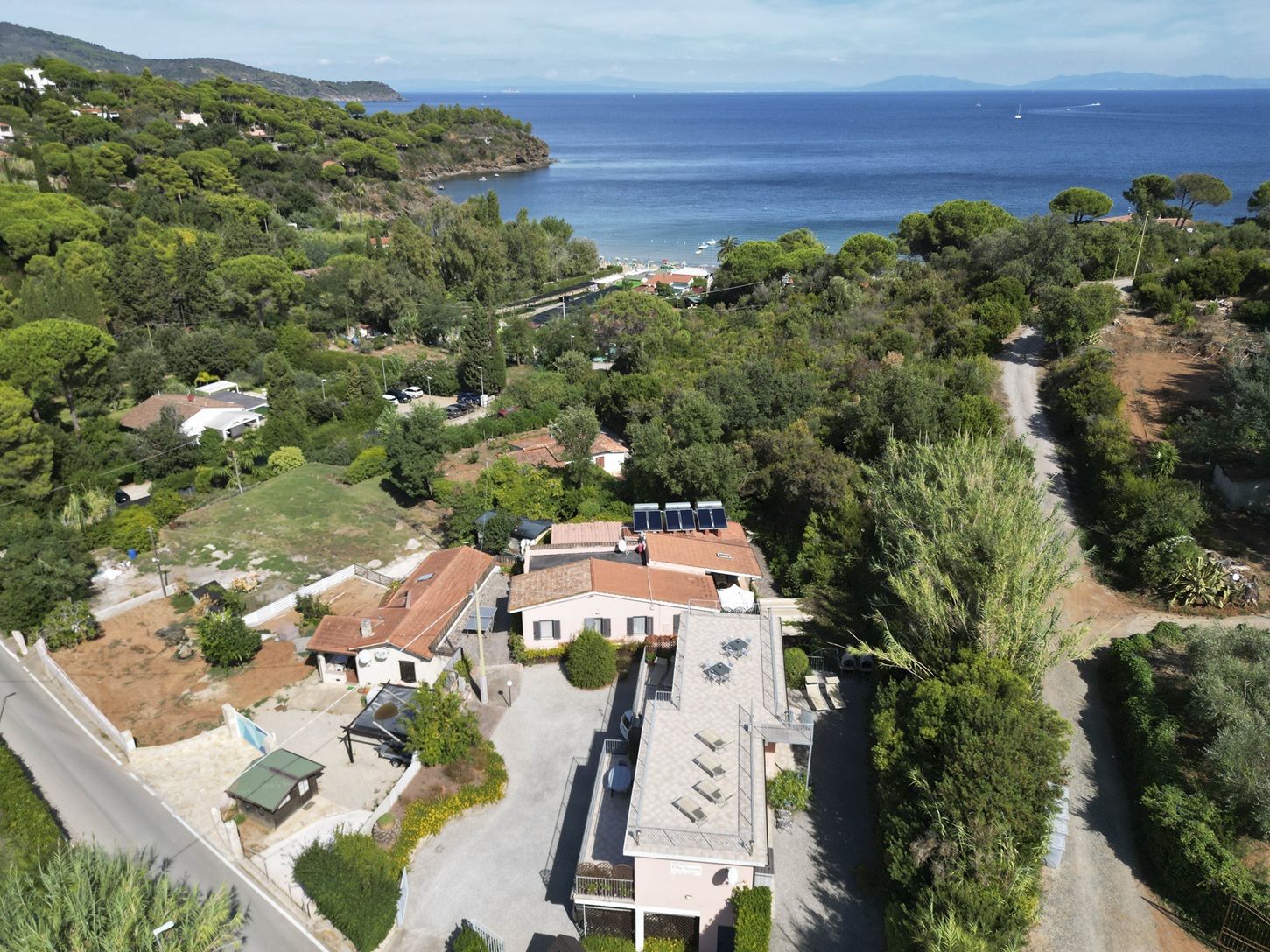Capoliveri: apartment with garden