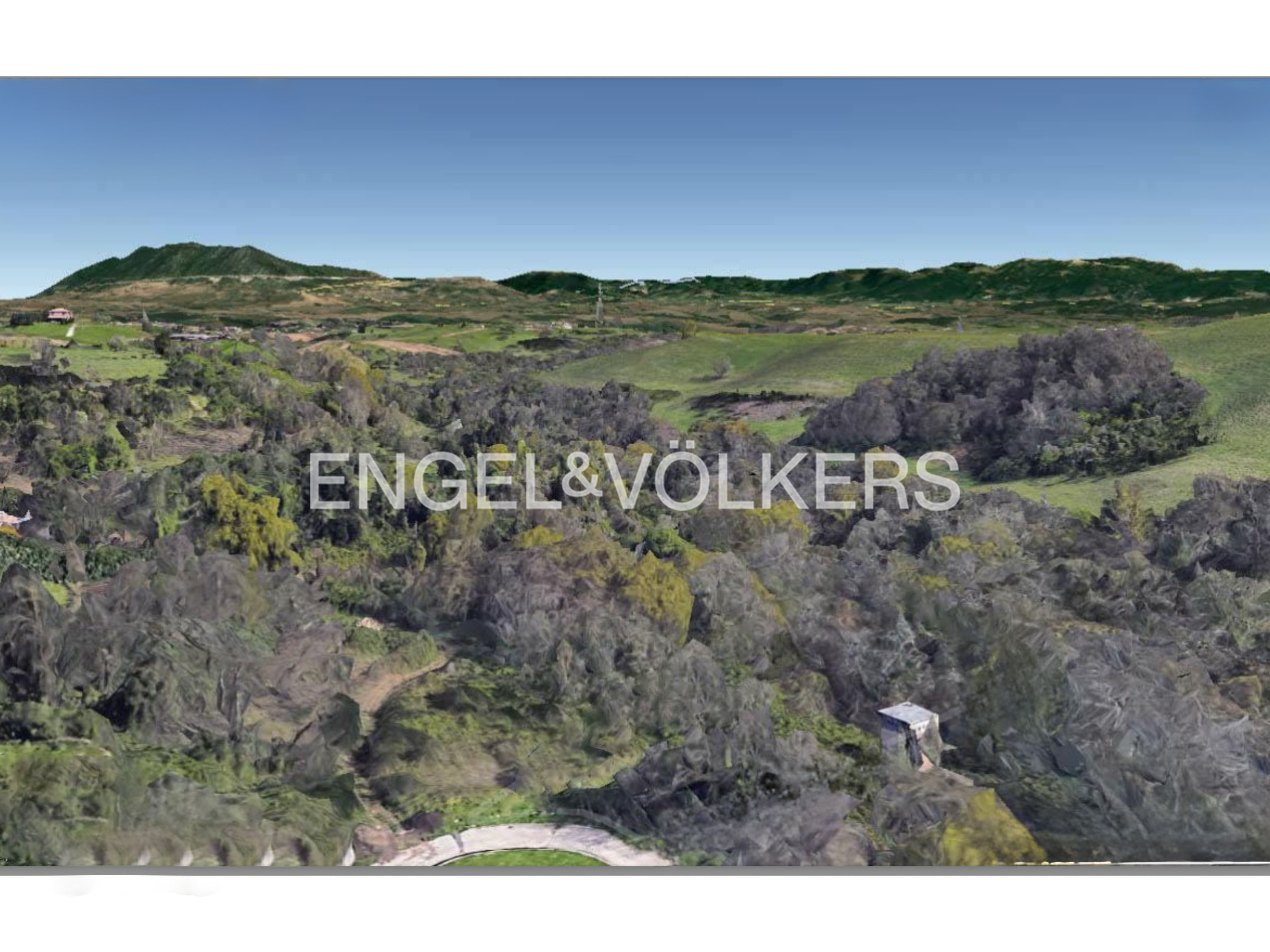 Residential/commercial building land with approved project