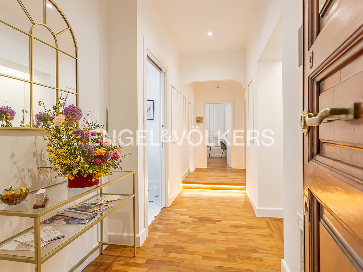 Elegant accommodation in the Prati area