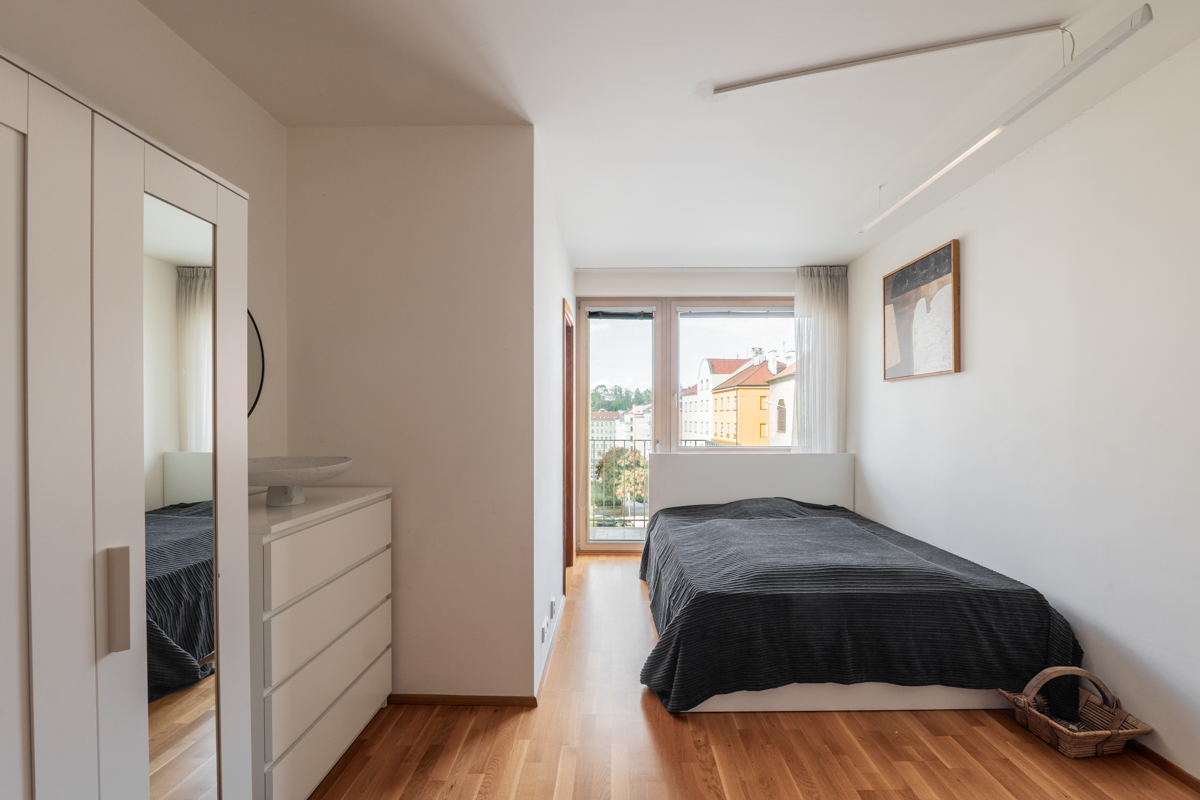 Pronájem bytu 3+kk 88 m², Praha - Žižkov