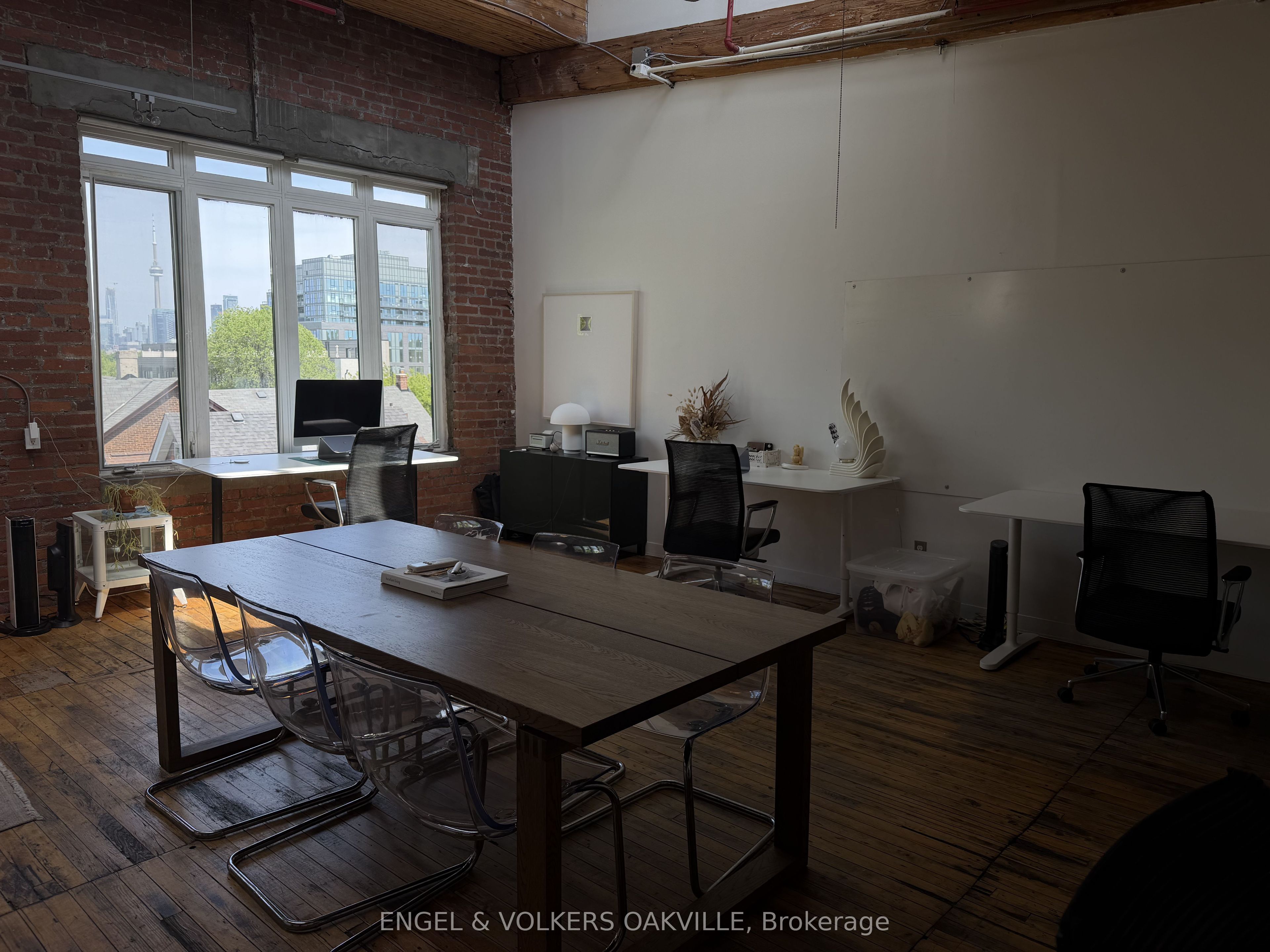 Creative Loft Office in Toronto's Art and Design District