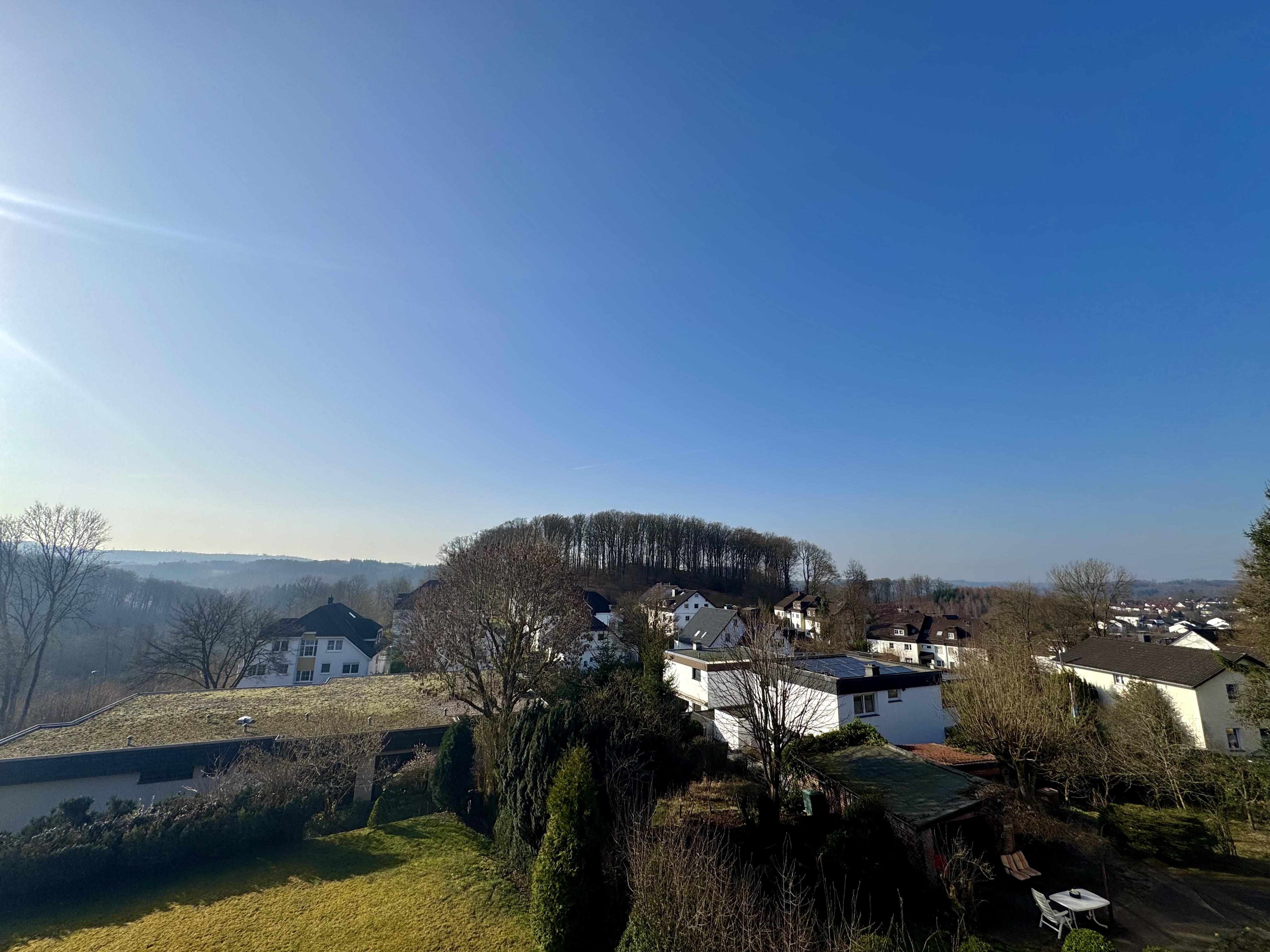 Großzügige Maisonette-ETW mit festem Stellplatz in sehr guter Lage am Oeneking
